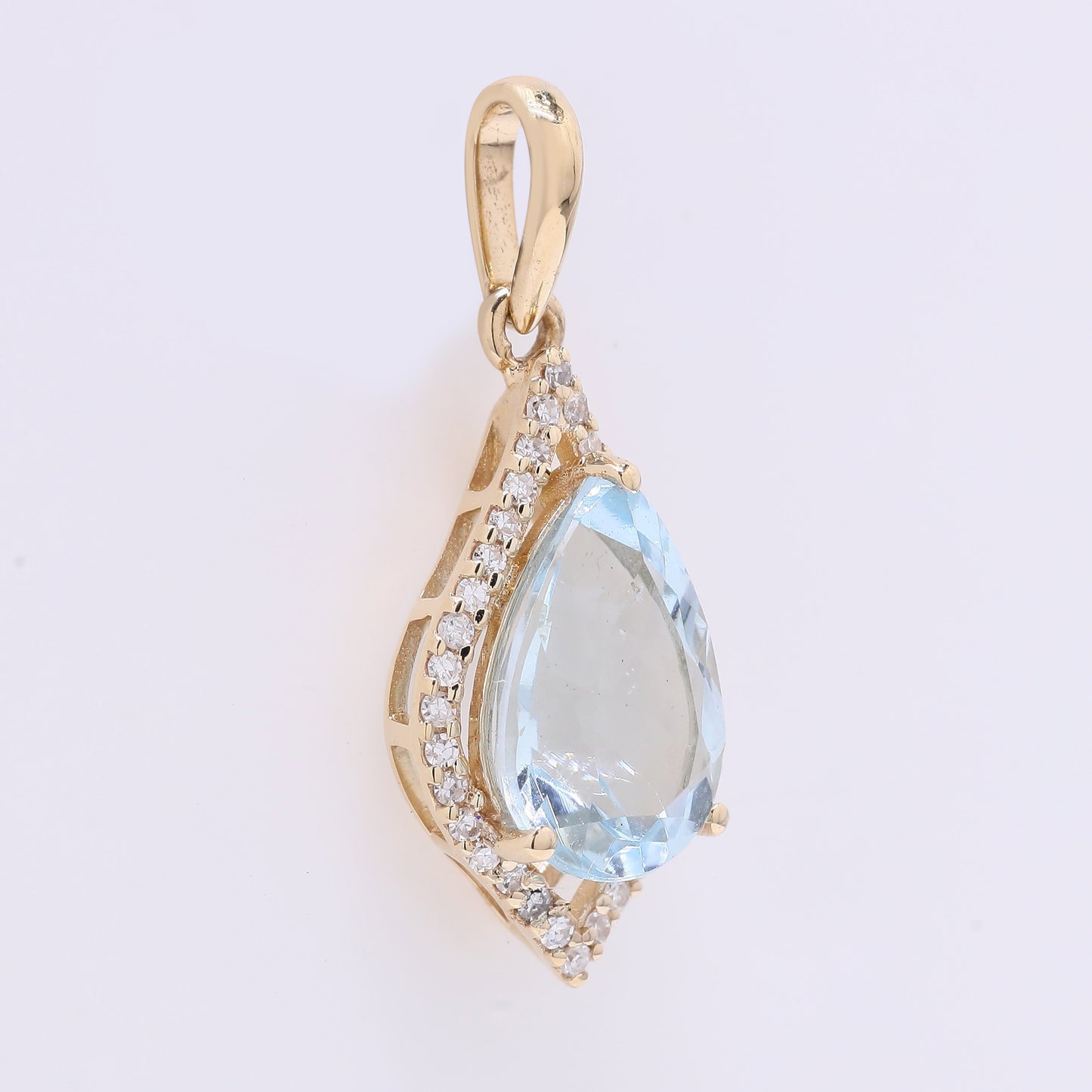 1.84 Ct Pear Aquamarine 14K Gold Pendant