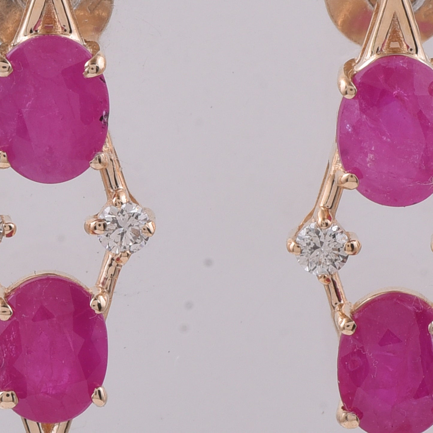 2.12 Ct Oval Natural Ruby 14K Gold Earrings