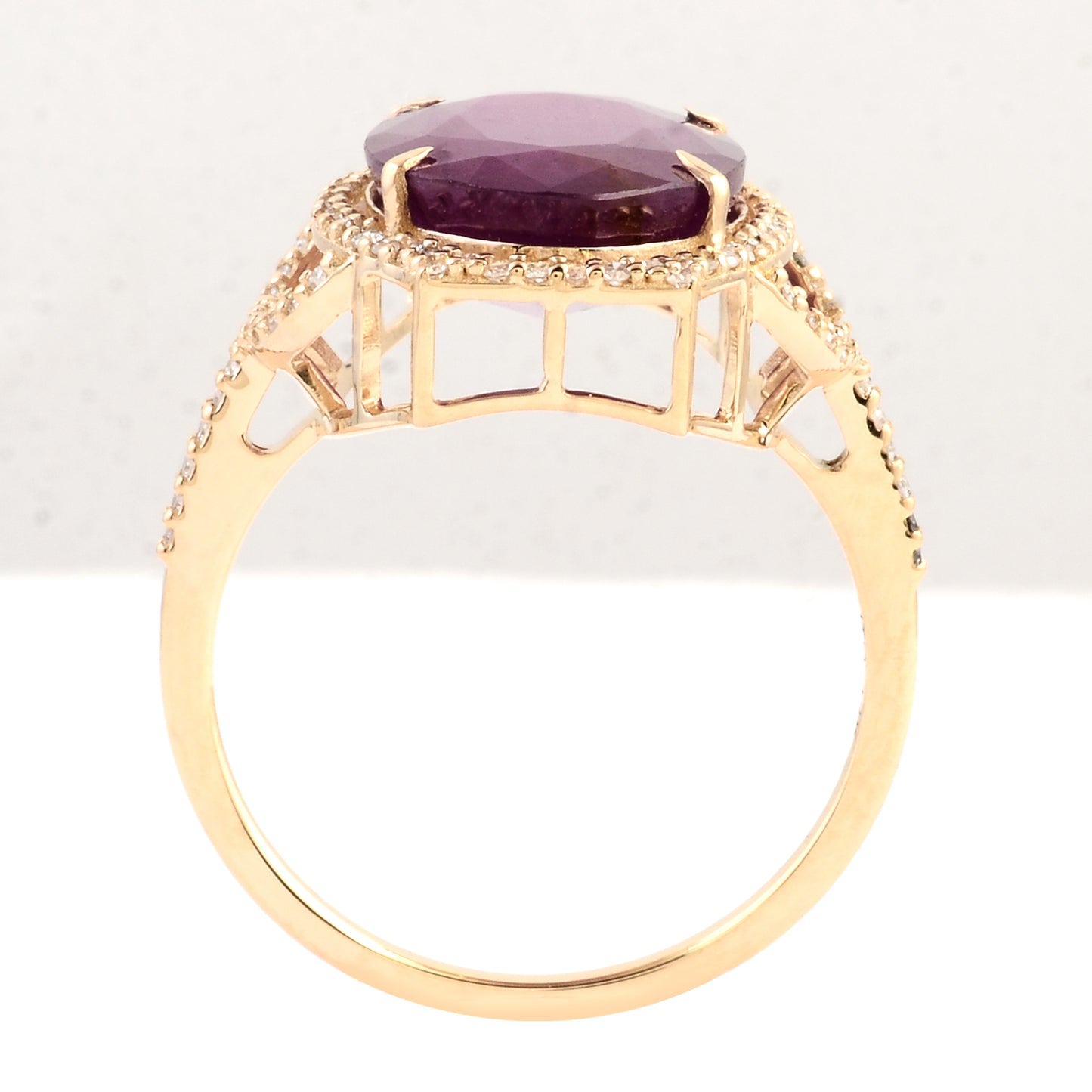 7.94 Ct Oval Mixed Cut Natural Corundum Ruby 14K Gold Ring