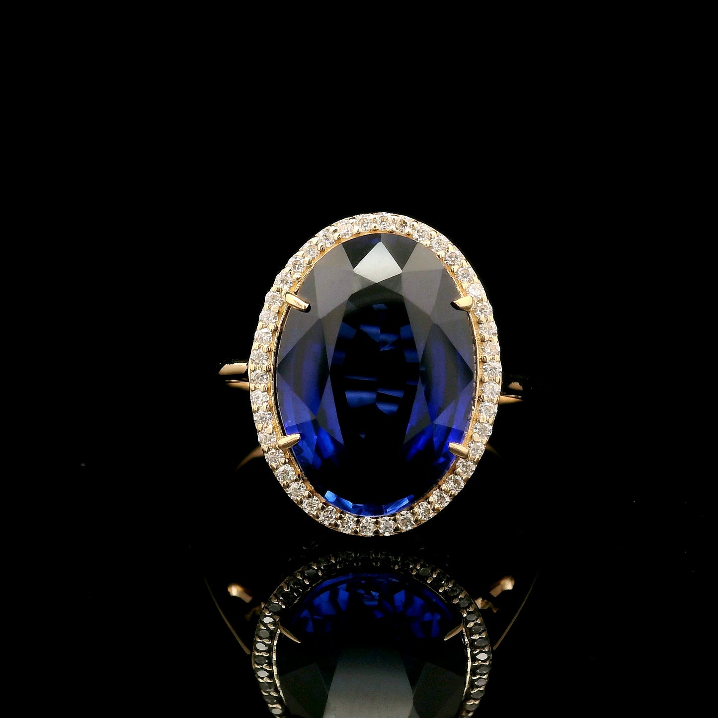 6.78 Ct Oval Mixed Cut Lab Grown Sapphire 14K Gold Ring