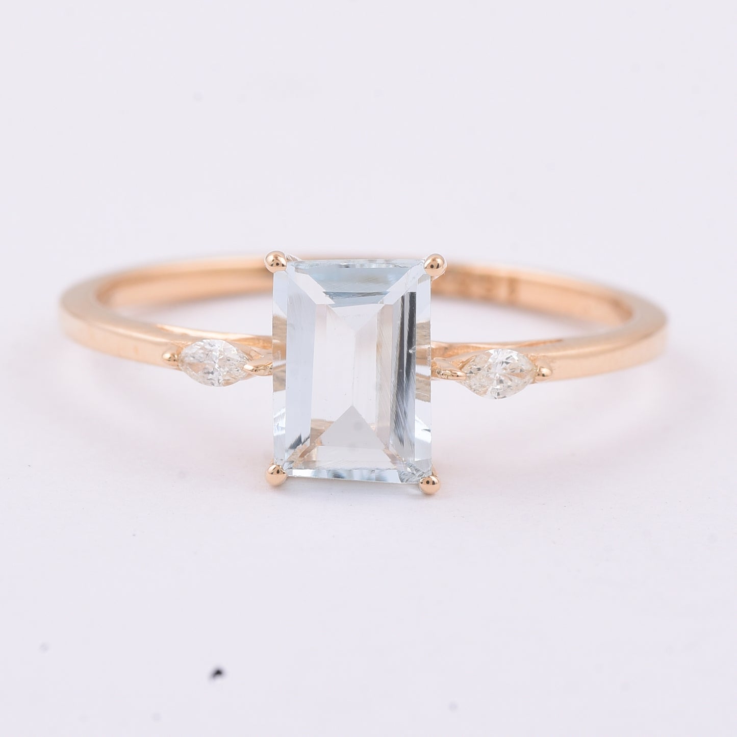 0.94 Ct Rectangle Step Cut Natural Aquamarine 14K Gold Ring