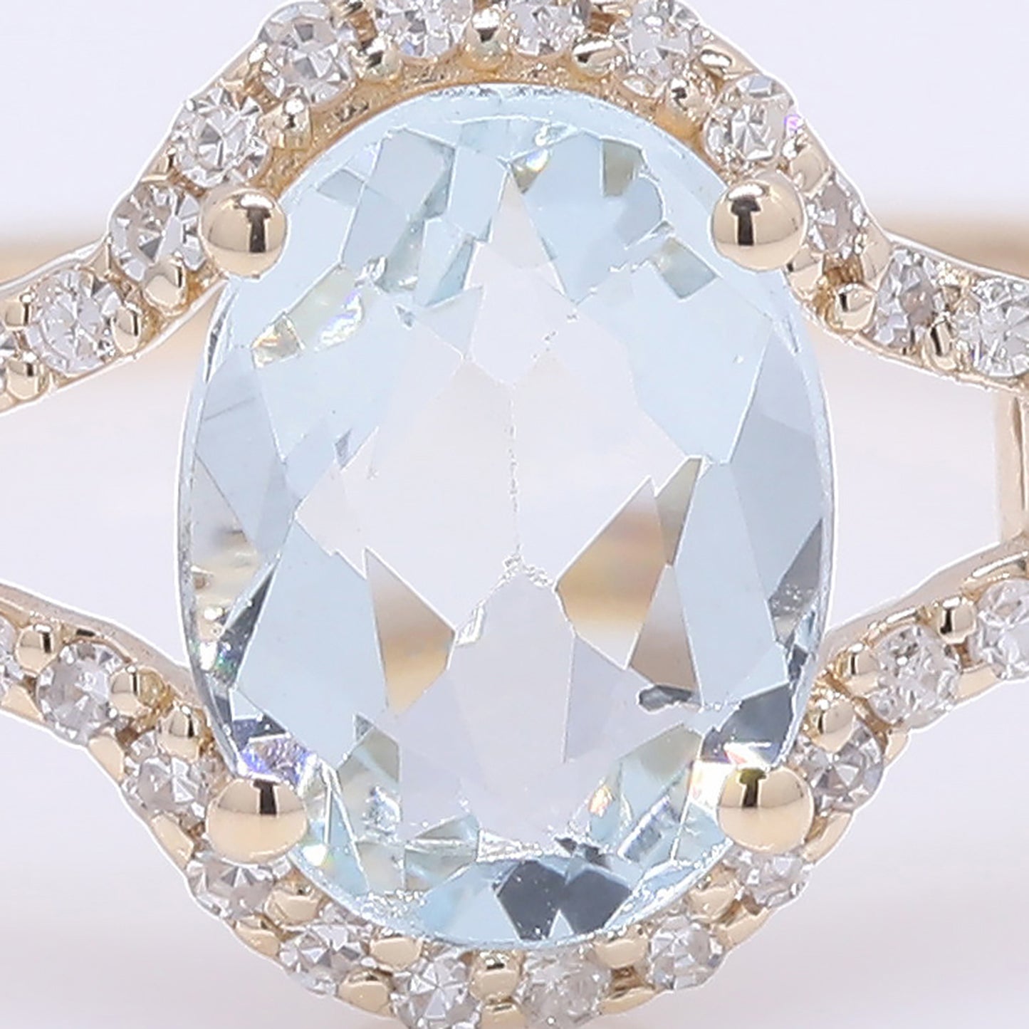 1.05 Ct Oval Mixed Cut Natural Aquamarine 14K Gold Ring