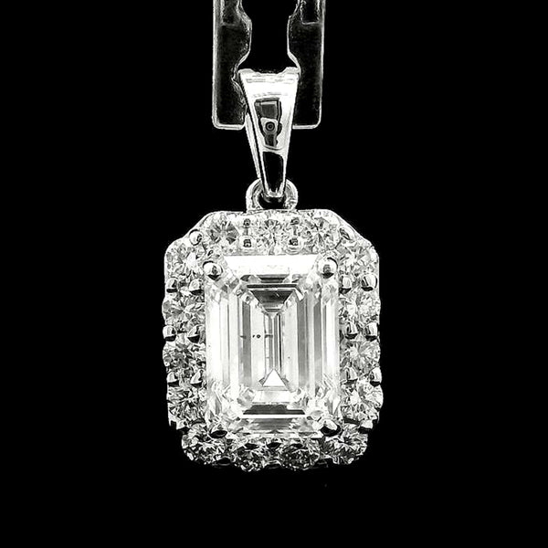 2.84 Carats Lab Grown Diamond 14K Gold Pendant