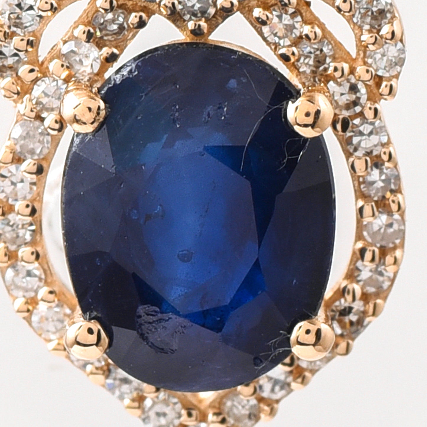 1.72 Ct Oval Sapphire 14K Gold Pendant