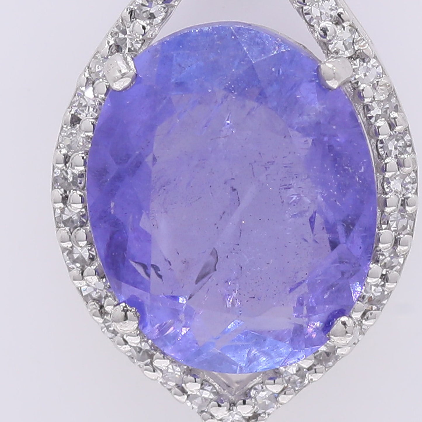 2.46 Ct Oval Mixed Cut Natural Tanzanite 950 Platinum Pendant