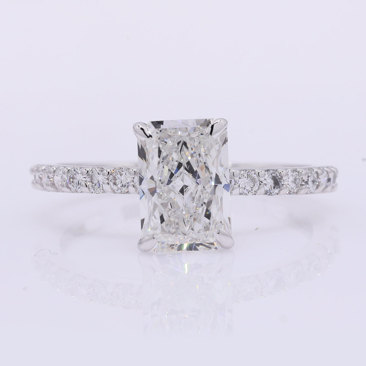 2.29 Carats Lab Grown Diamond 14K Gold Ring