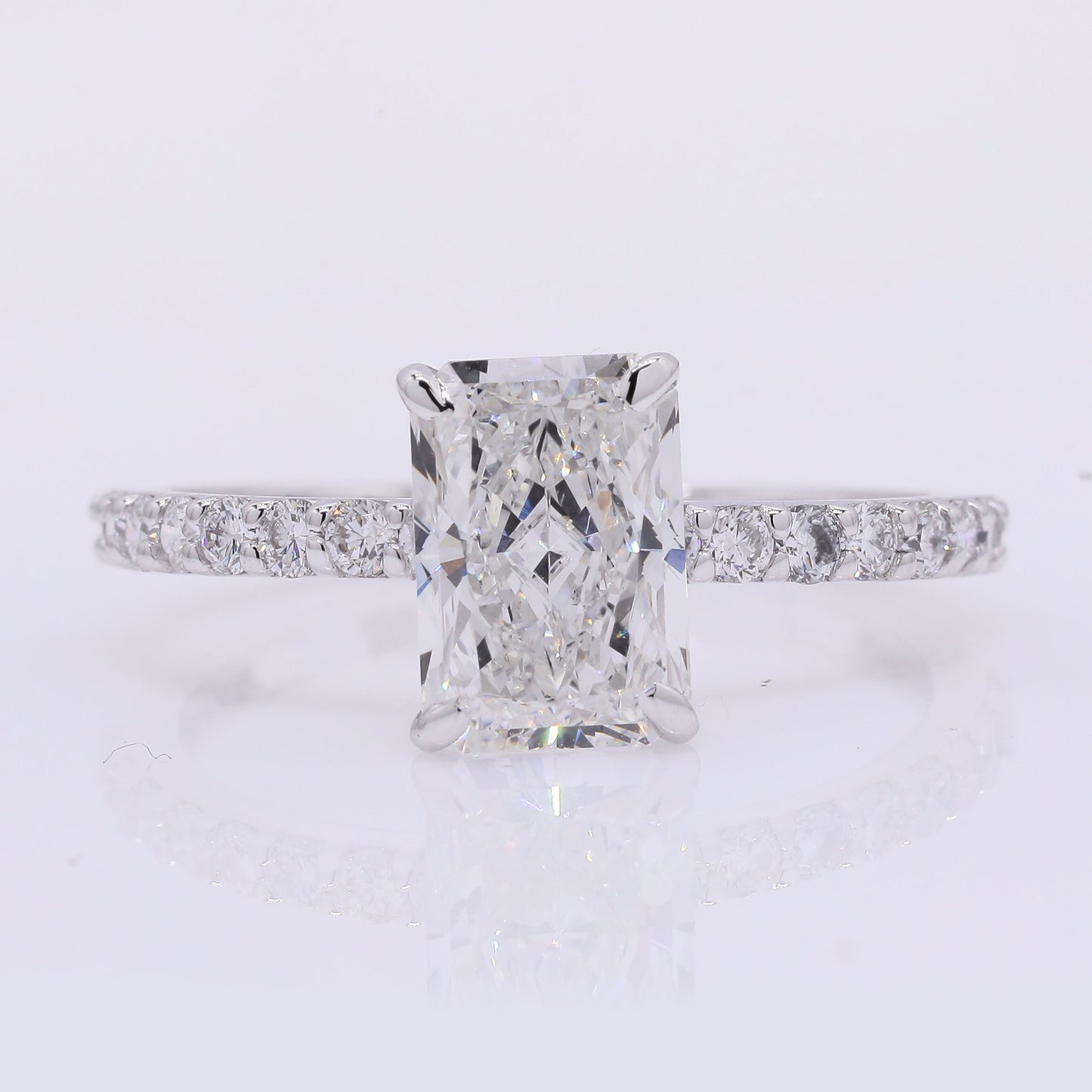 2.29 Carats Lab Grown Diamond 14K Gold Ring
