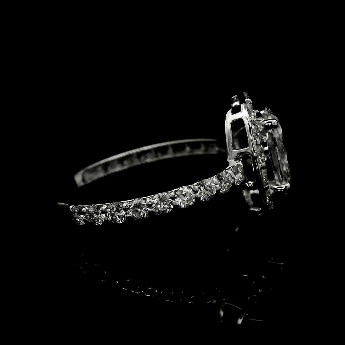1.90 Carats Lab Grown Diamond 14K Gold Ring