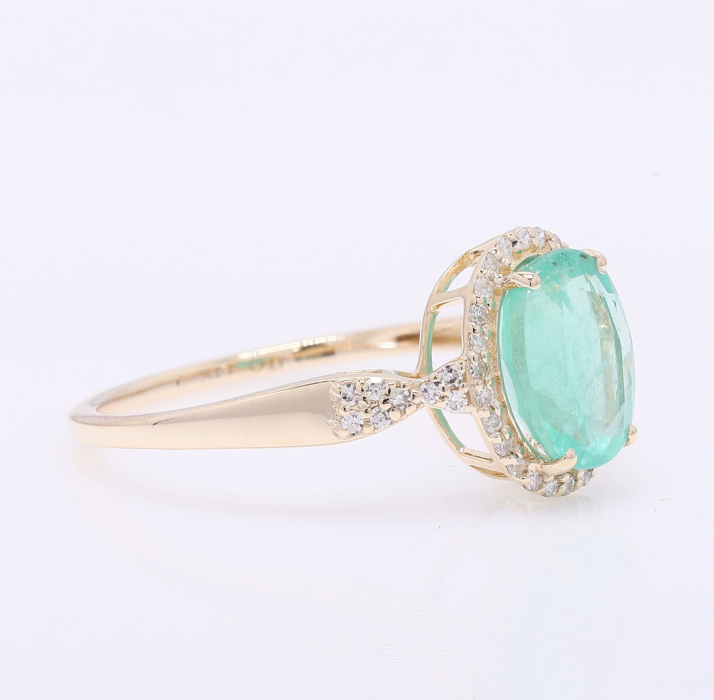 1.68 Ct Oval Mixed Cut Natural Emerald 14K Gold Ring