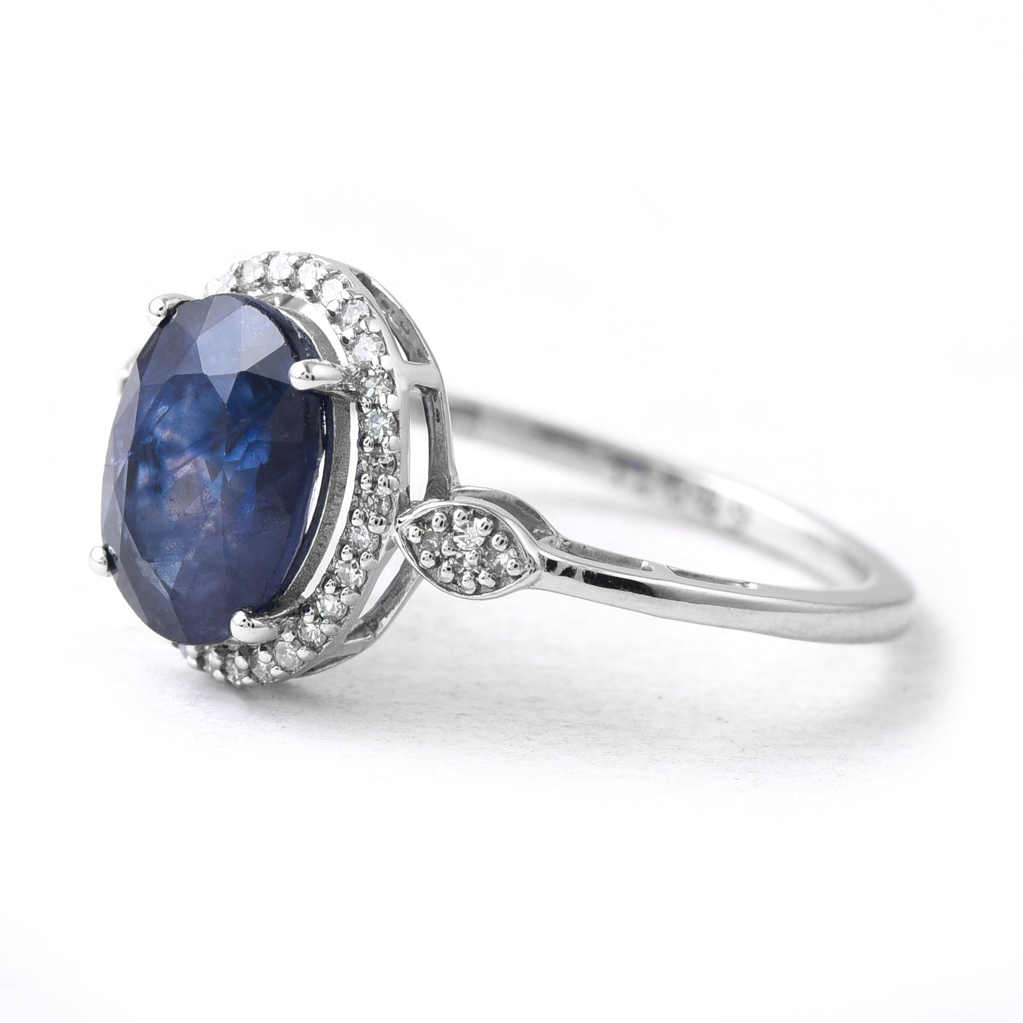 2.44 Ct Oval Sapphire 950 Platinum Ring