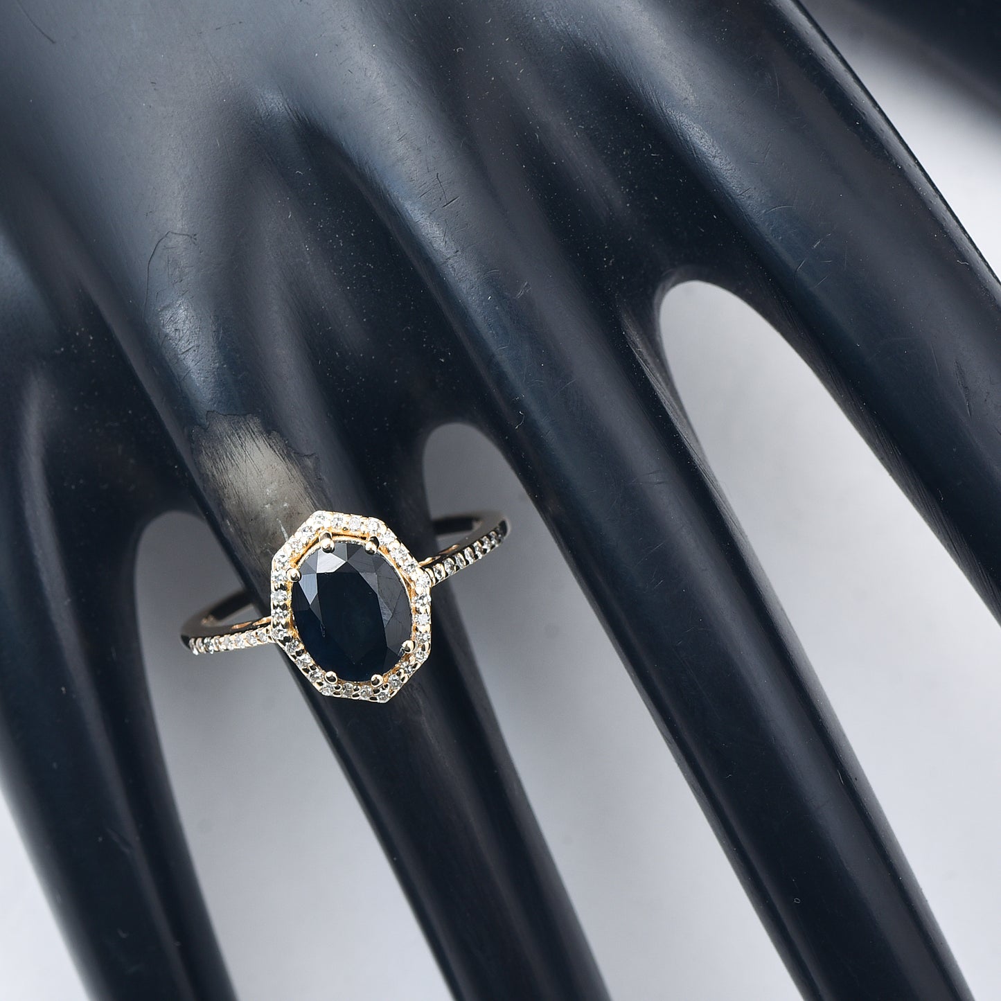 2.31 Ct Oval Mixed Cut Natural Sapphire 14K Gold Ring