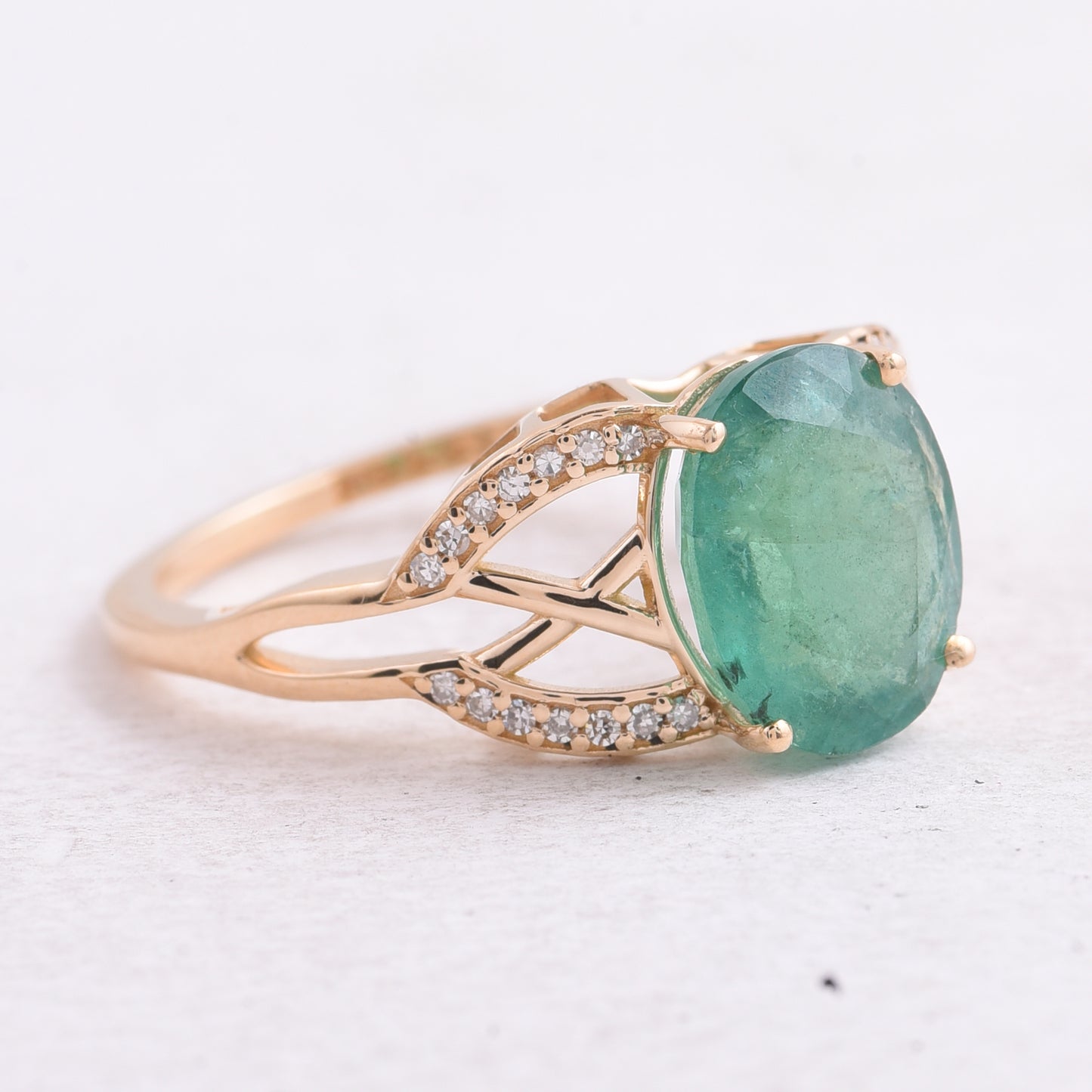 2.79 Ct Oval Mixed Cut Natural Emerald 14K Gold Ring