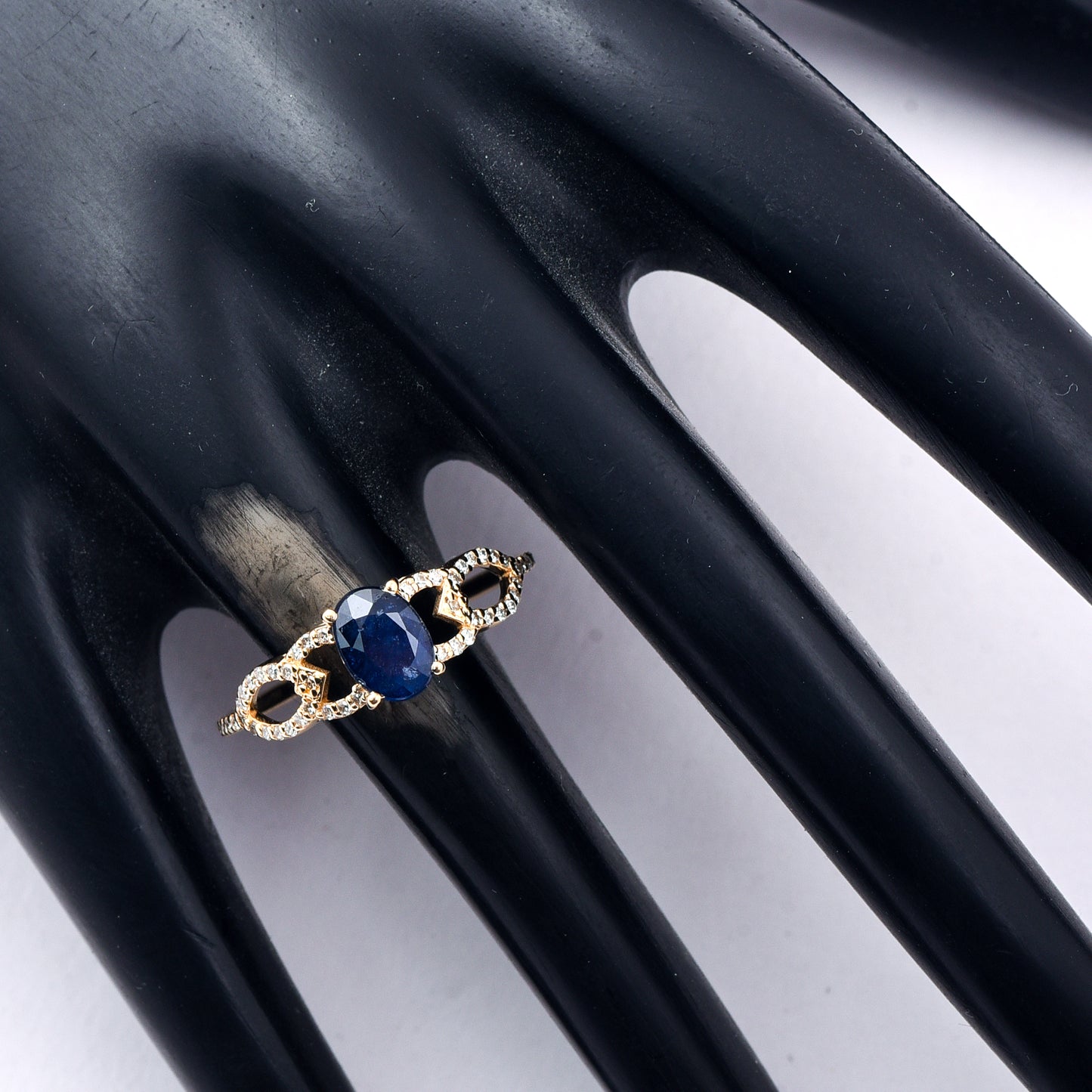 1.70 Ct Oval Mixed Cut Natural Sapphire 14K Gold Ring