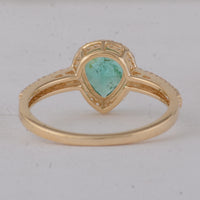 1.33 Ct Pear Emerald 9K Gold Ring