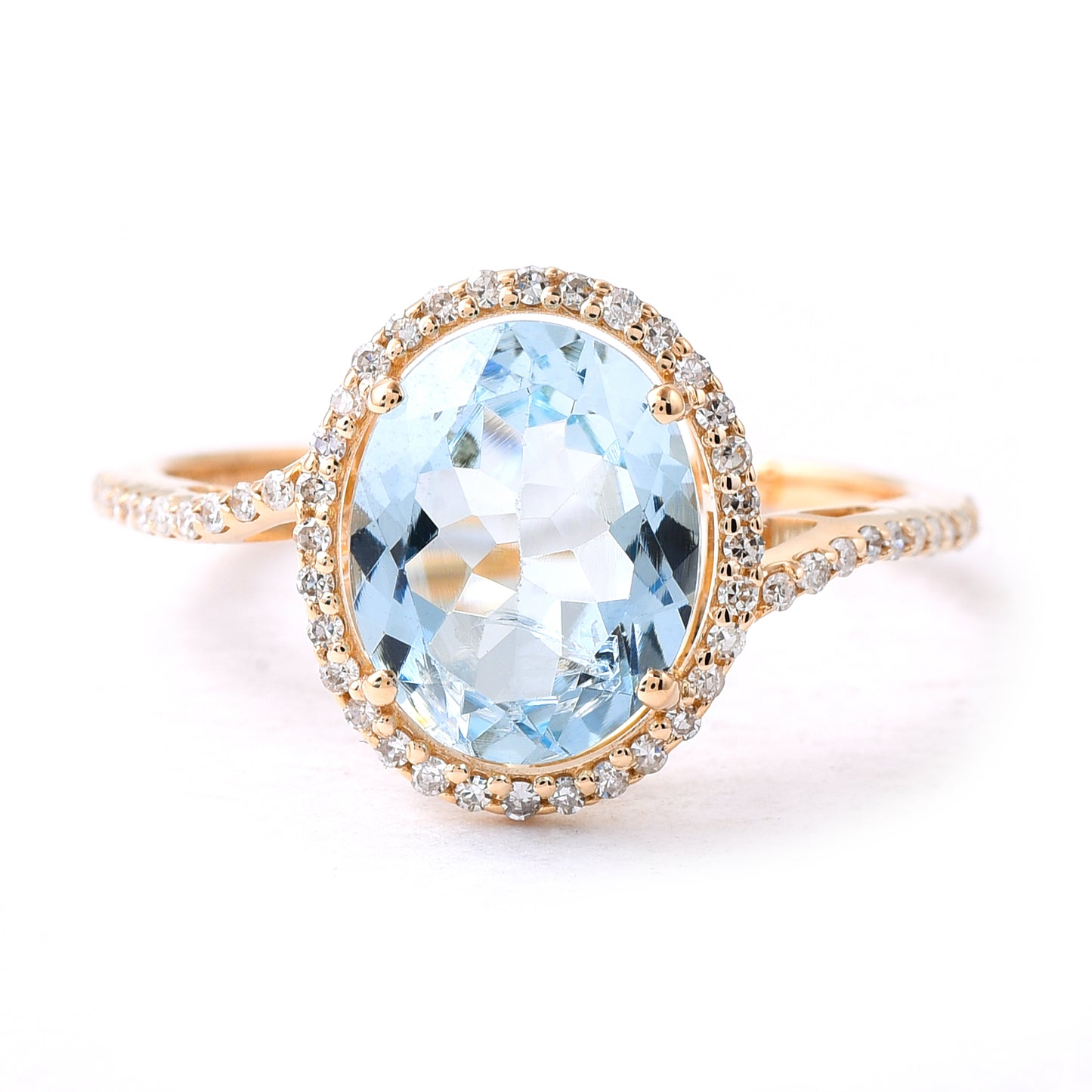 2.34 Ct Oval Mixed Cut Natural Aquamarine 14K Gold Ring