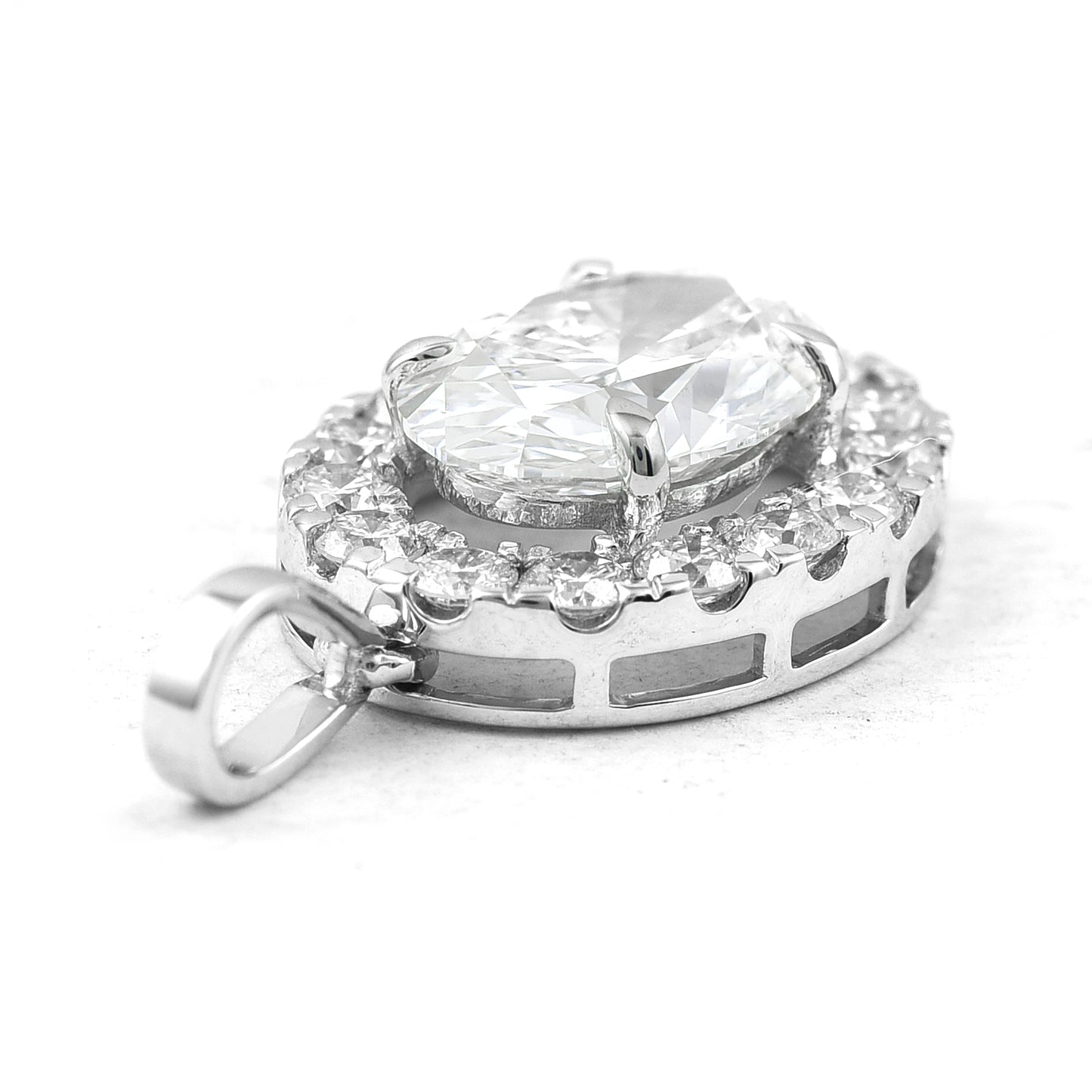 2.47 Carats Lab Grown Diamond 14K Gold Pendant