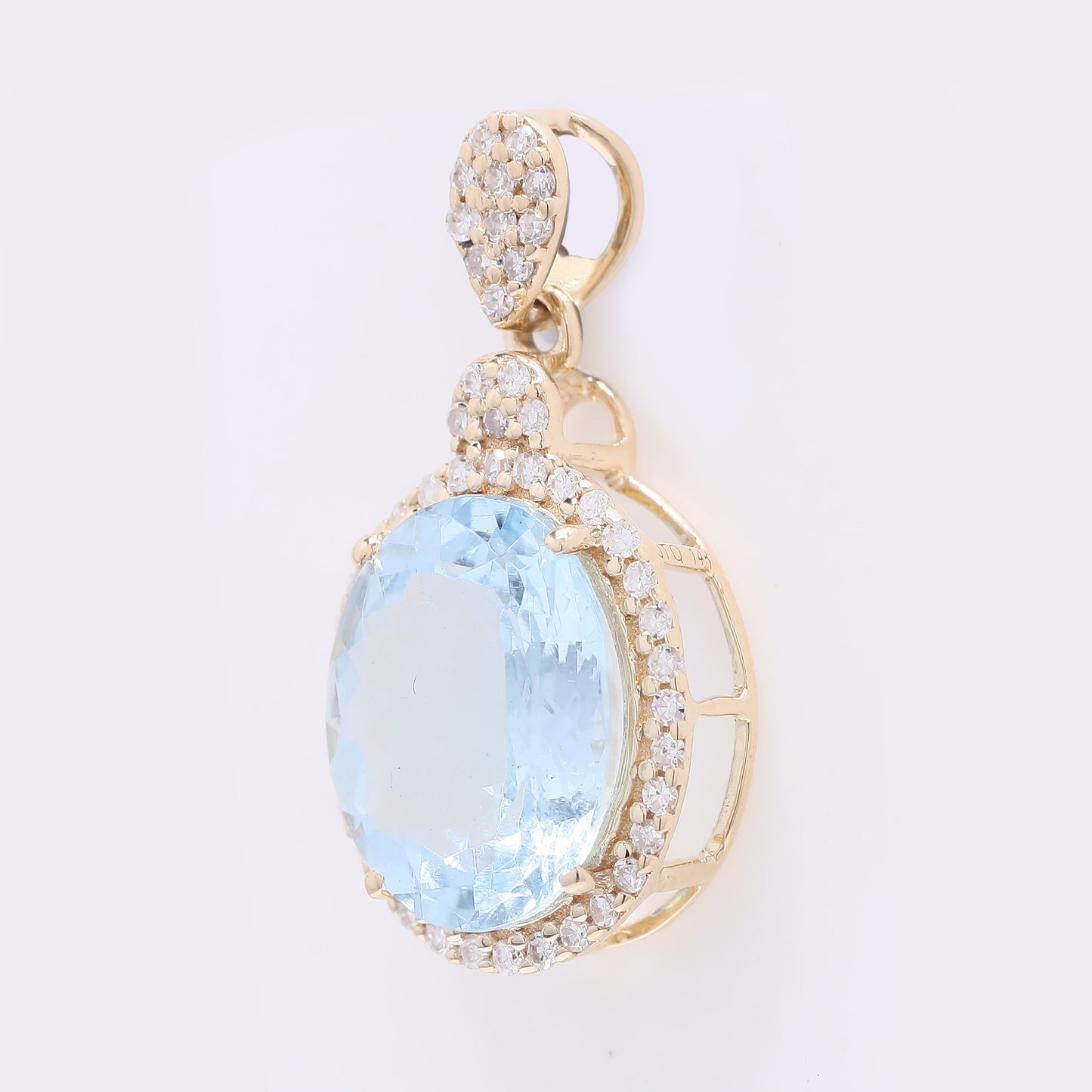 2.51 Ct Oval Mixed Cut Natural Aquamarine 14K Gold Pendant