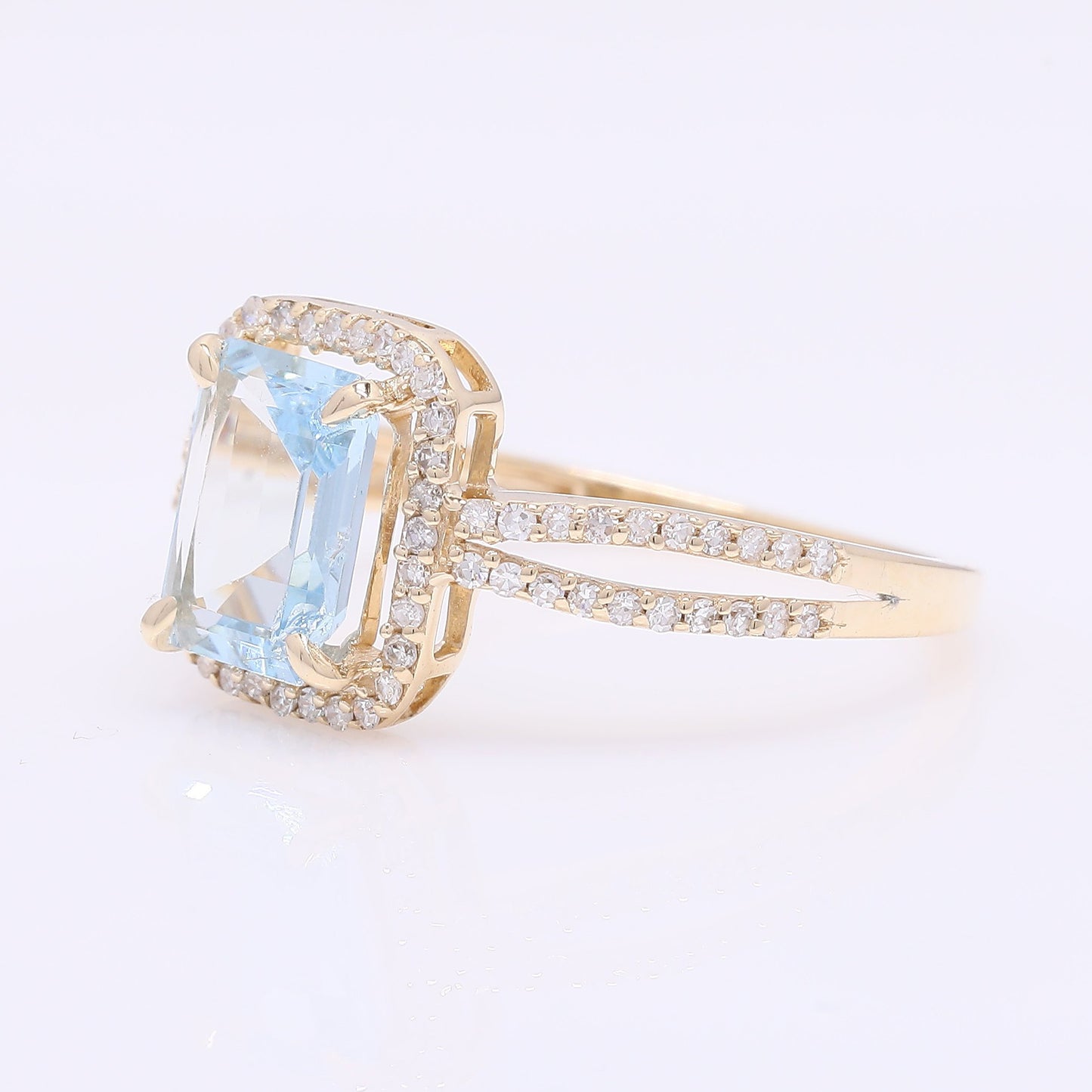 1.38 Ct Octagon Step Cut Natural Aquamarine 14K Gold Ring