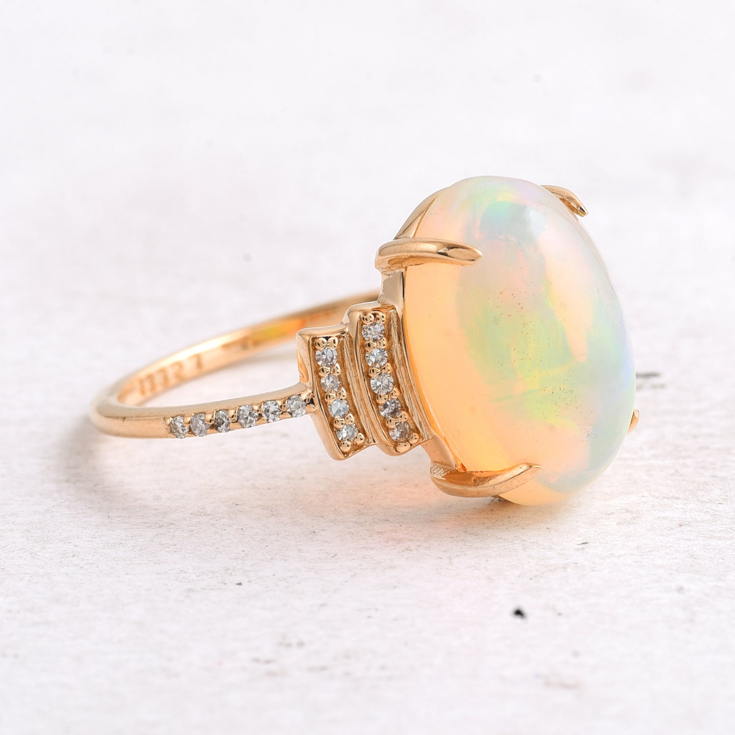 4.03 Ct Oval Cabochon Cut Natural Opal 14K Gold Ring
