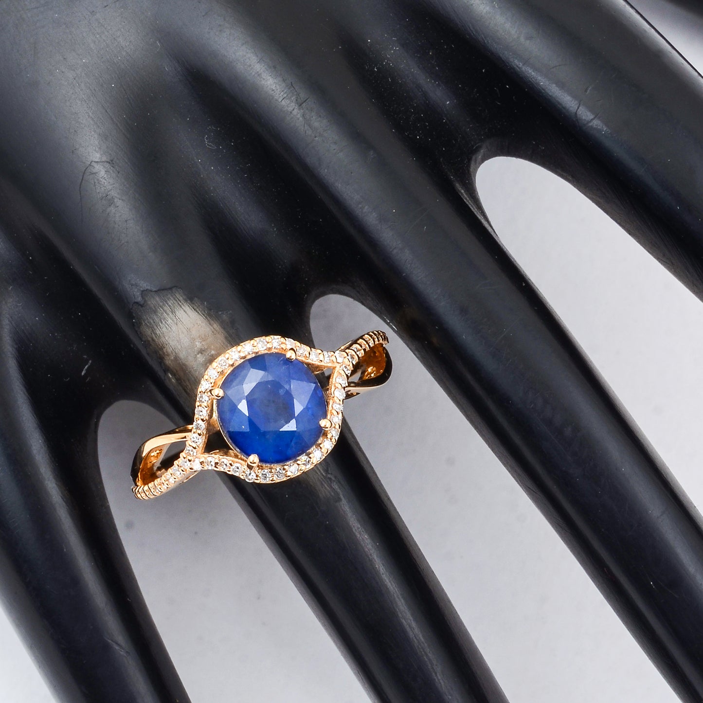 3.45 Ct Cushion Mixed Cut Natural Sapphire 14K Gold Ring