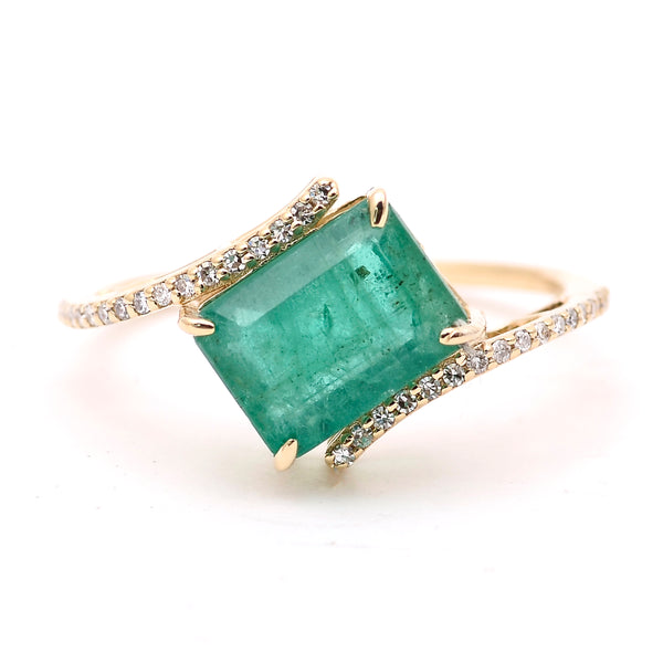 2.61 Ct Octagon Natural Emerald 14K Gold Ring