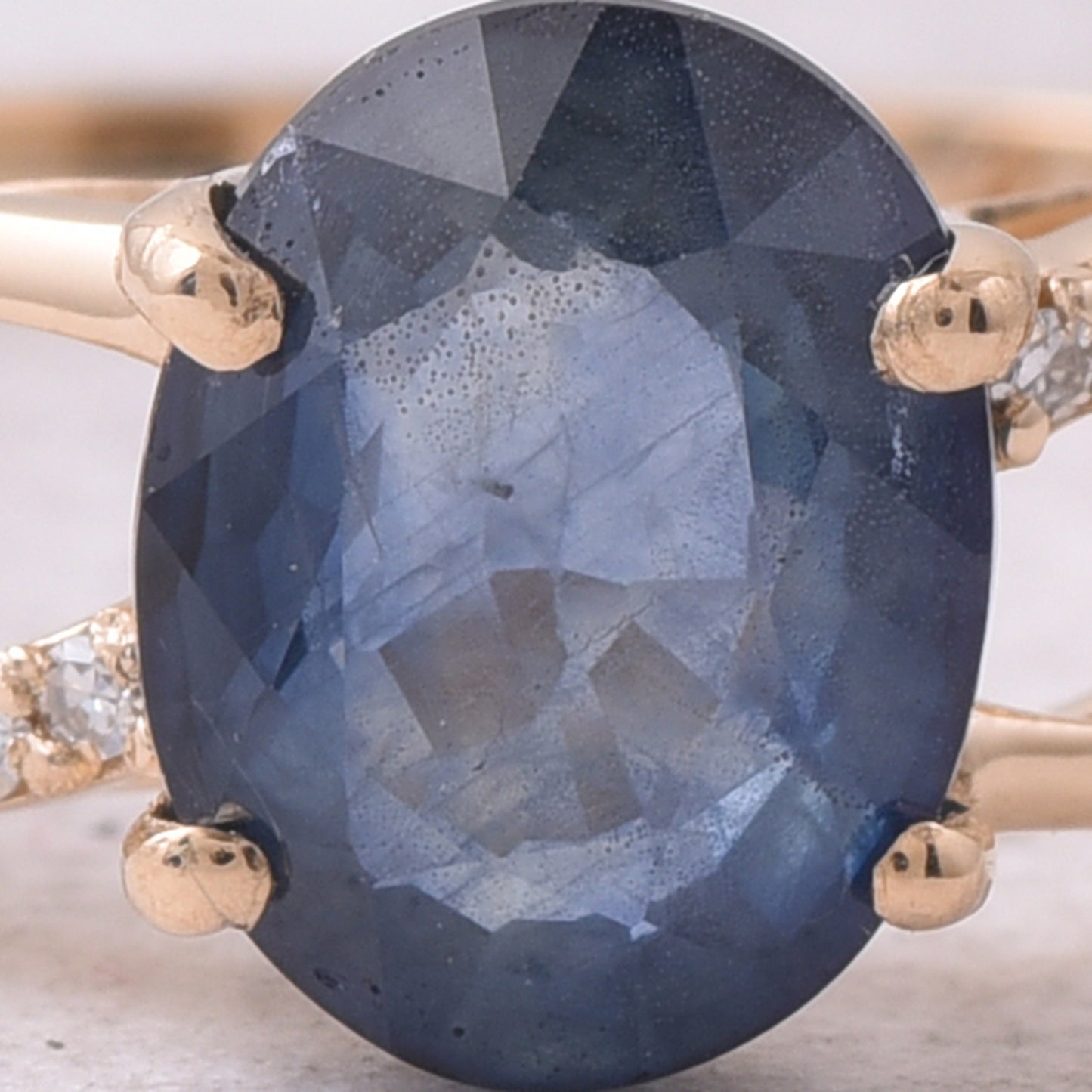 1.74 Ct Oval Mixed Cut Natural Sapphire 14K Gold Ring