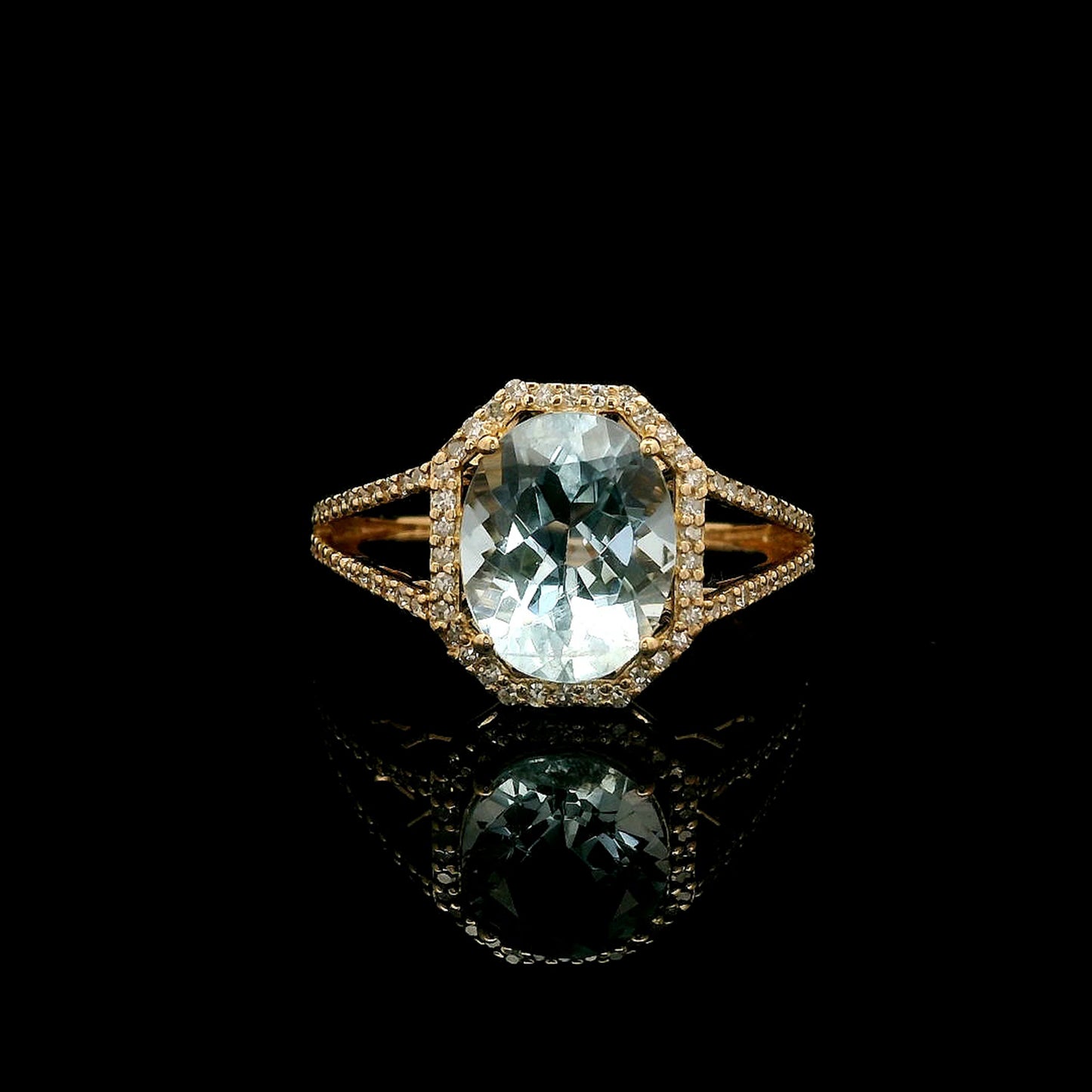 2.53 Ct Oval Mixed Cut Natural Aquamarine 14K Gold Ring