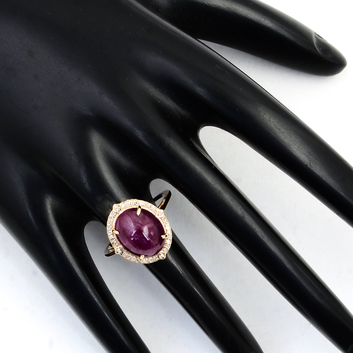 3.31 Ct Oval Cabochon Natural Corundum Ruby 14K Gold Ring