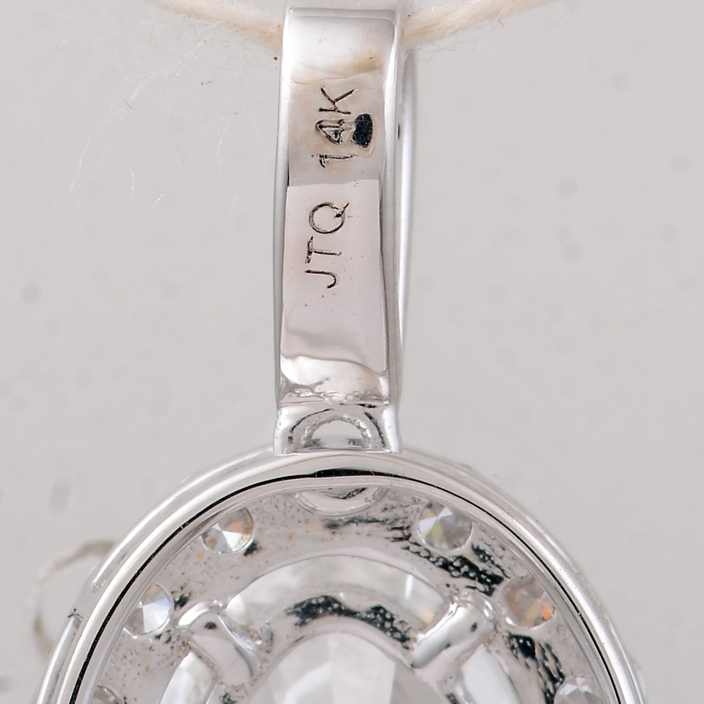 2.48 Carats Lab Grown Diamond 14K Gold Pendant