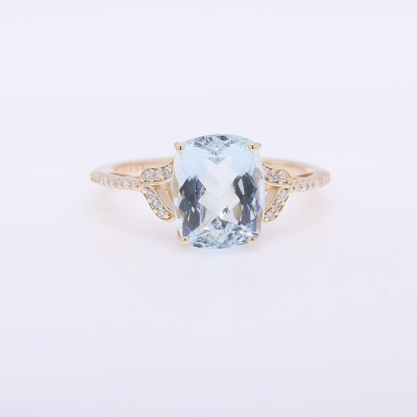 3.24 Ct Cushion Mixed Cut Natural Aquamarine 14K Gold Ring