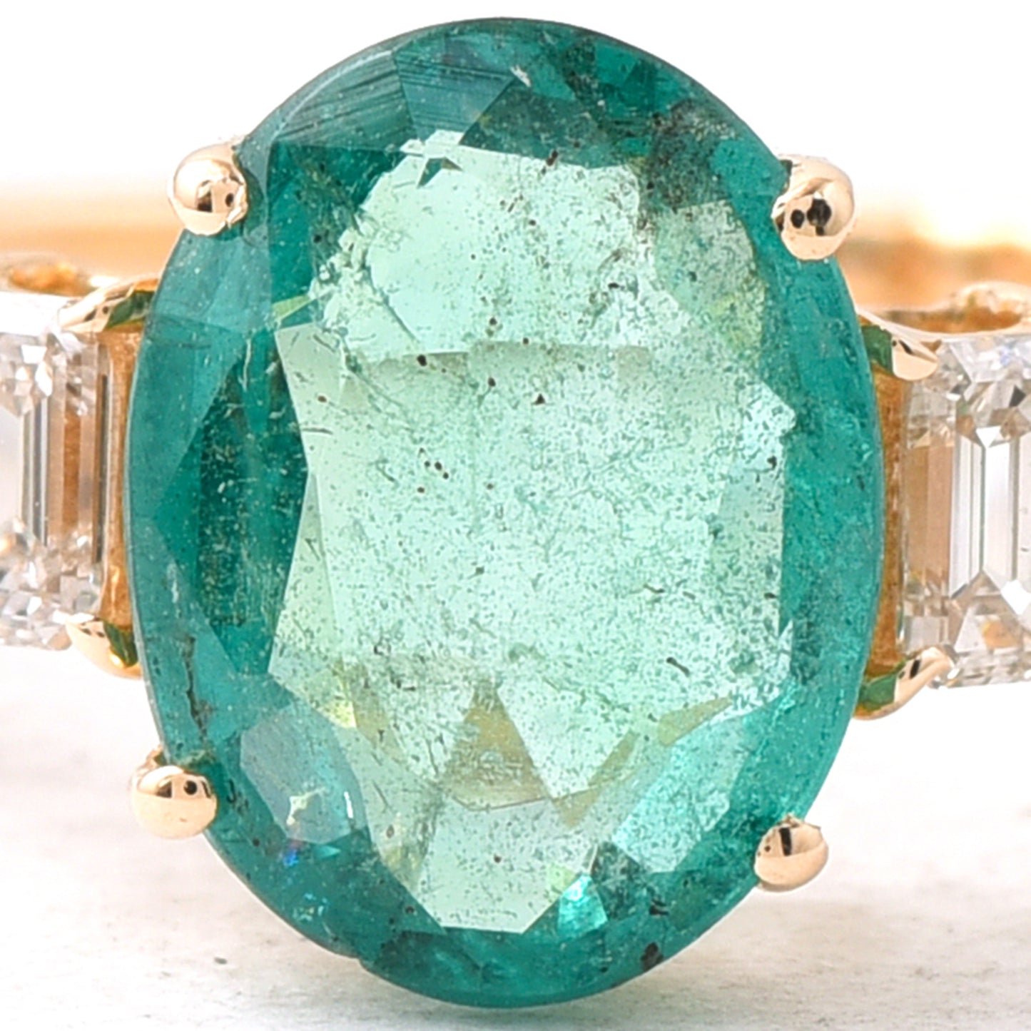 1.77 Ct Oval Emerald 14K Gold Ring