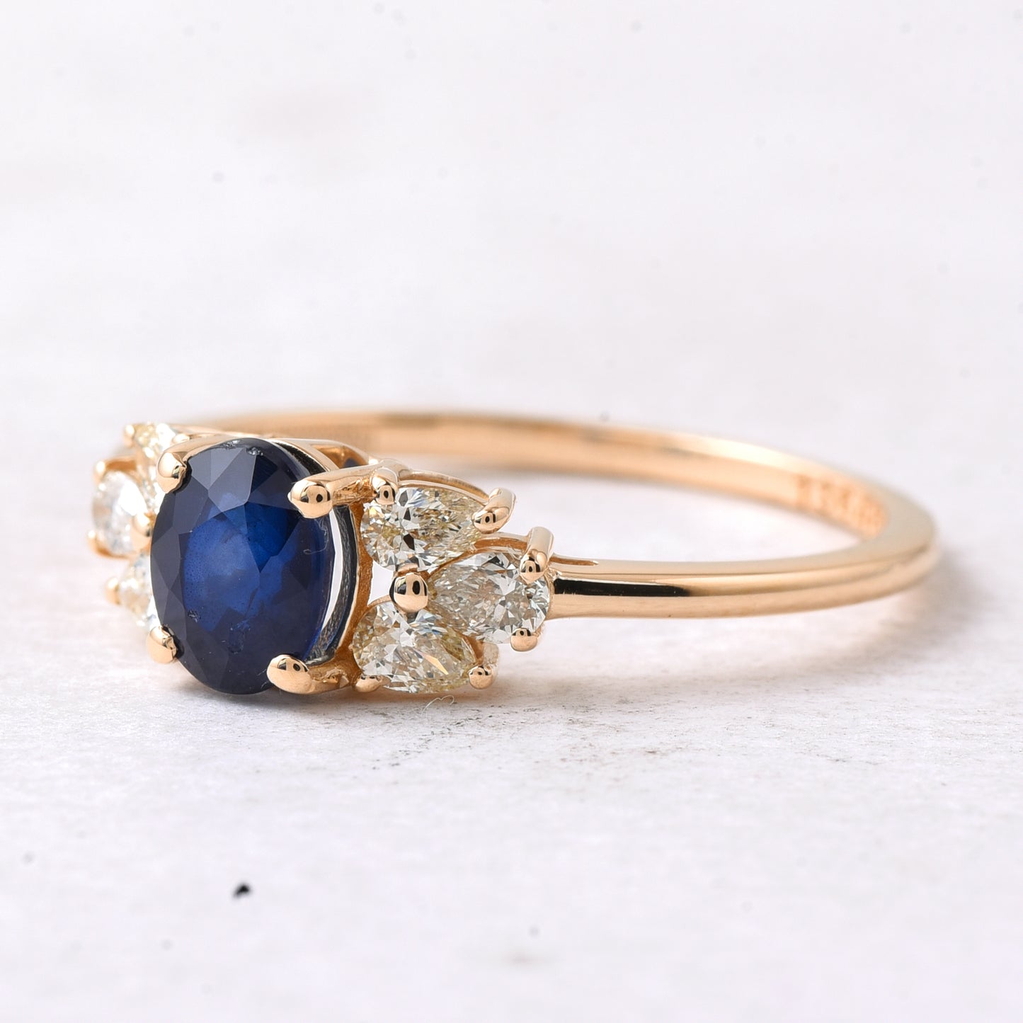 1.31 Ct Oval Mixed Cut Natural Sapphire 14K Gold Ring