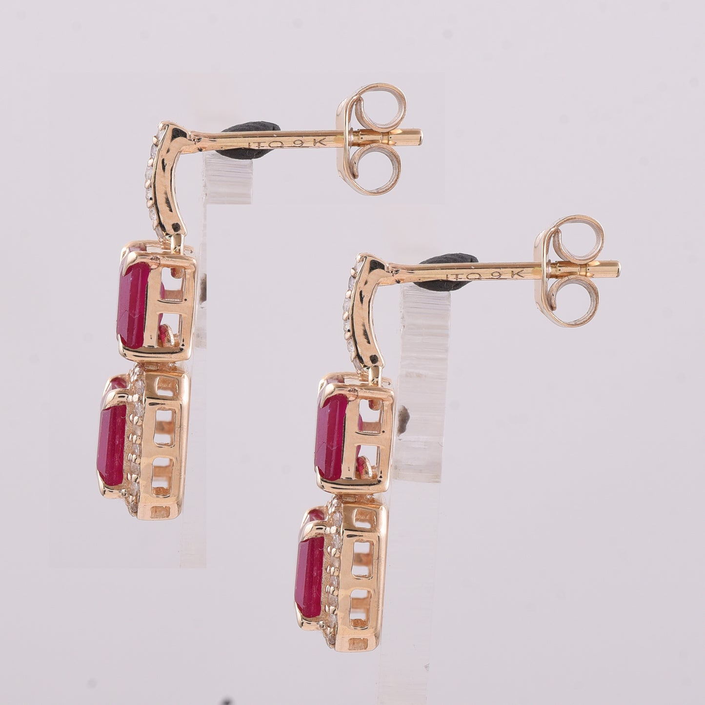 2.73 Ct Octagon Ruby 9K Gold Earrings