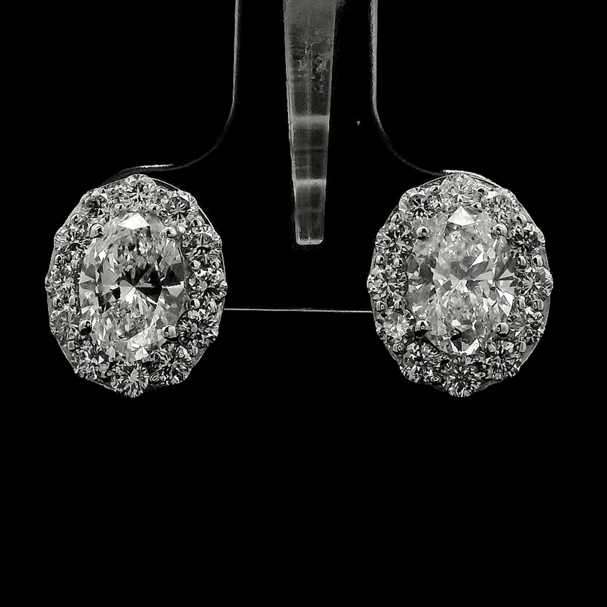 2.93 Carats Lab Grown Diamond 14K Gold Earrings