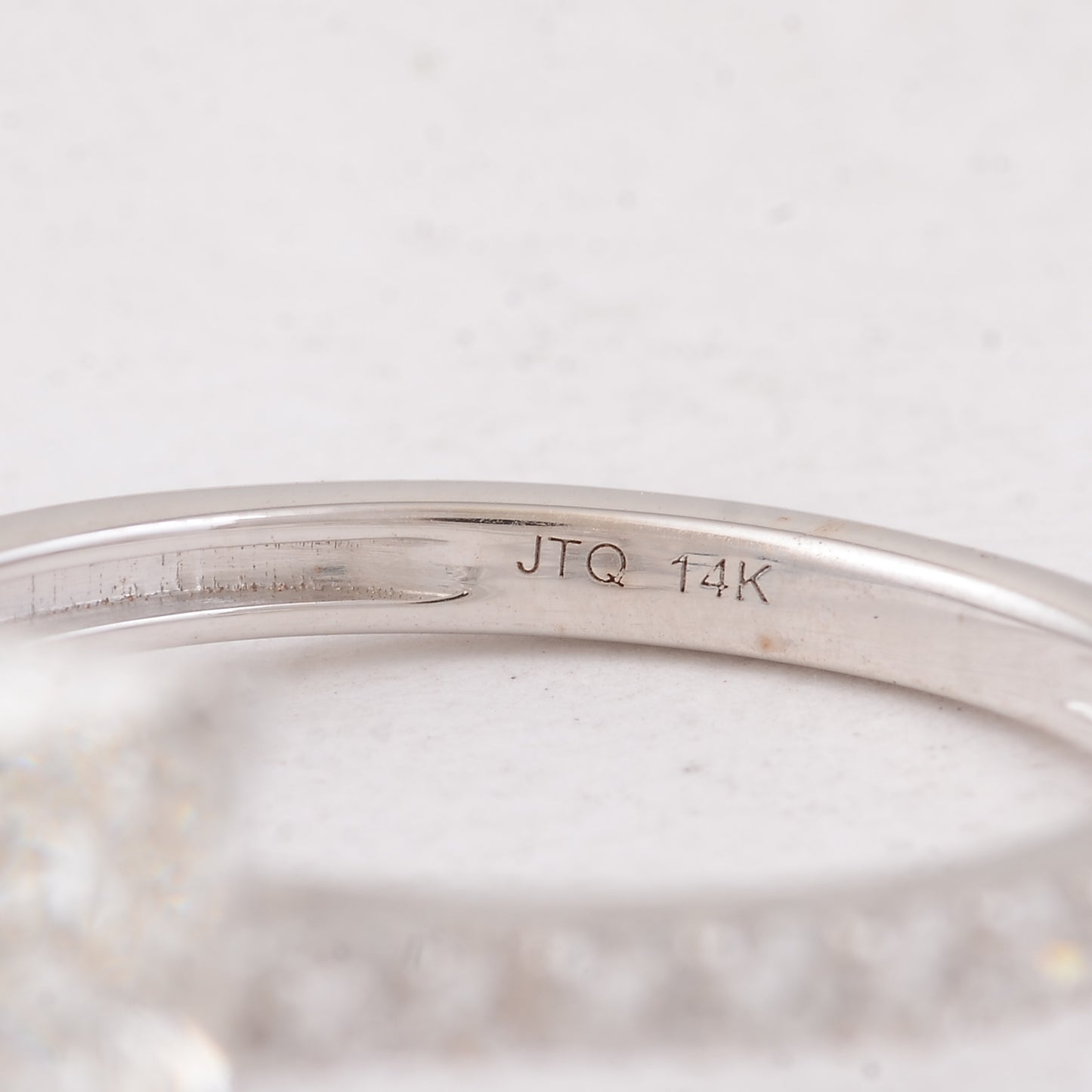 2.37 Carats Lab Grown Diamond 14K Gold Ring
