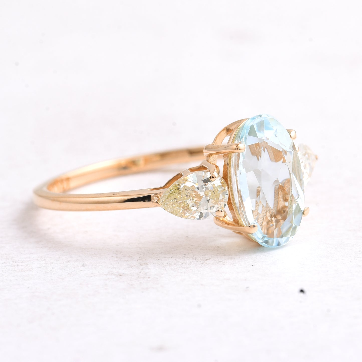 1.97 Ct Oval Mixed Cut Natural Aquamarine 14K Gold Ring