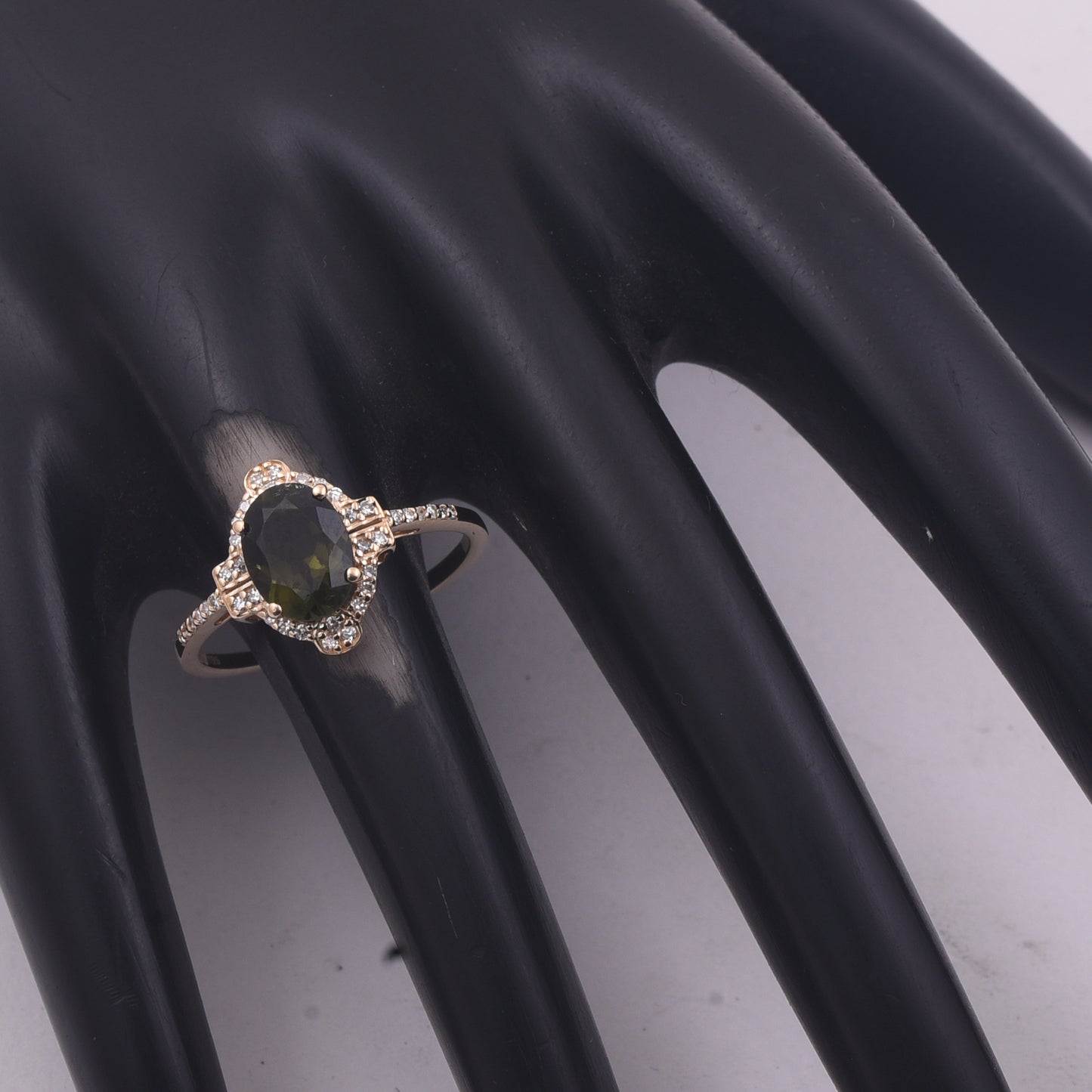 1.51 Ct Oval Mixed Cut Natural Green Tourmaline 14K Gold Ring