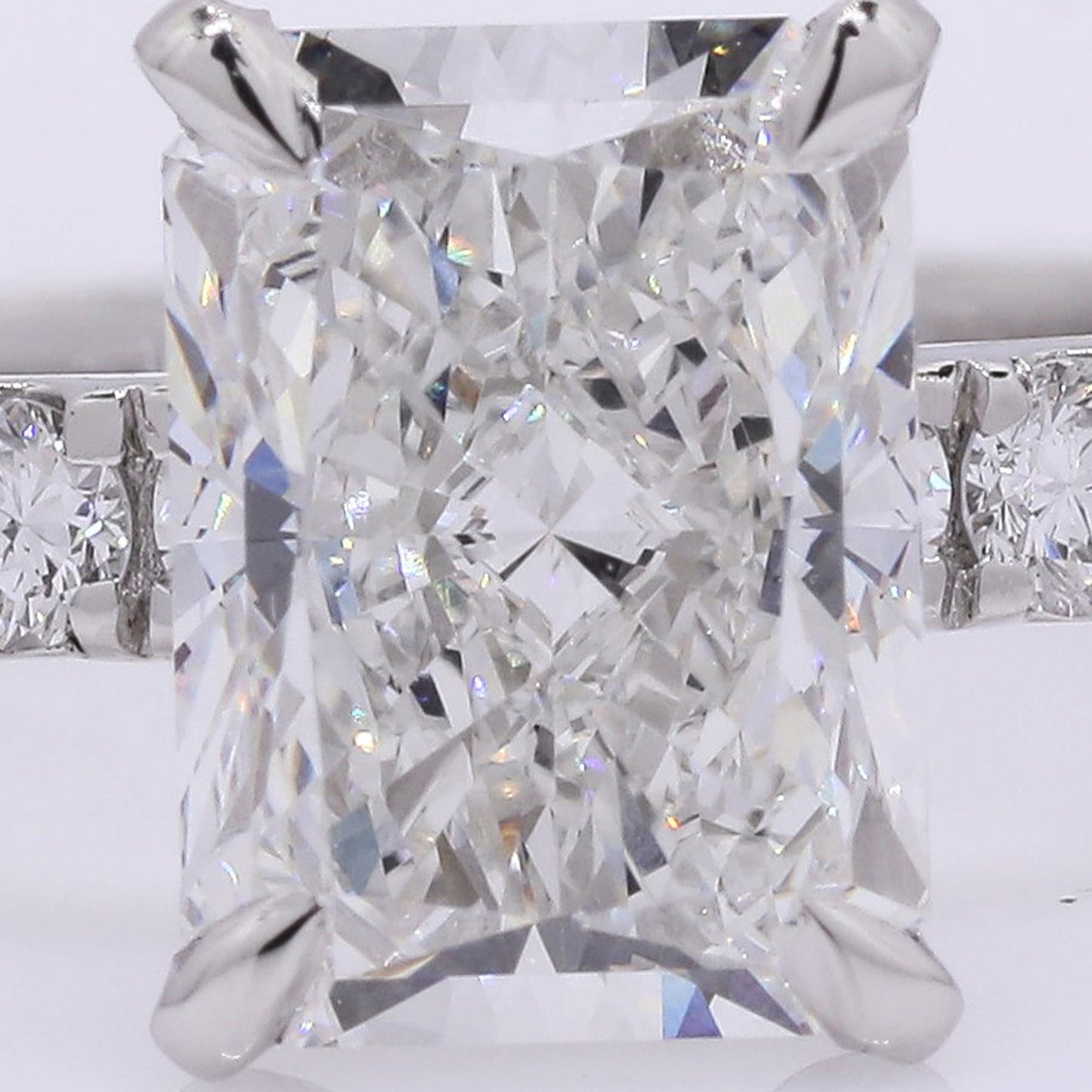 2.49 Carats Lab Grown Diamond 950 Platinum Ring
