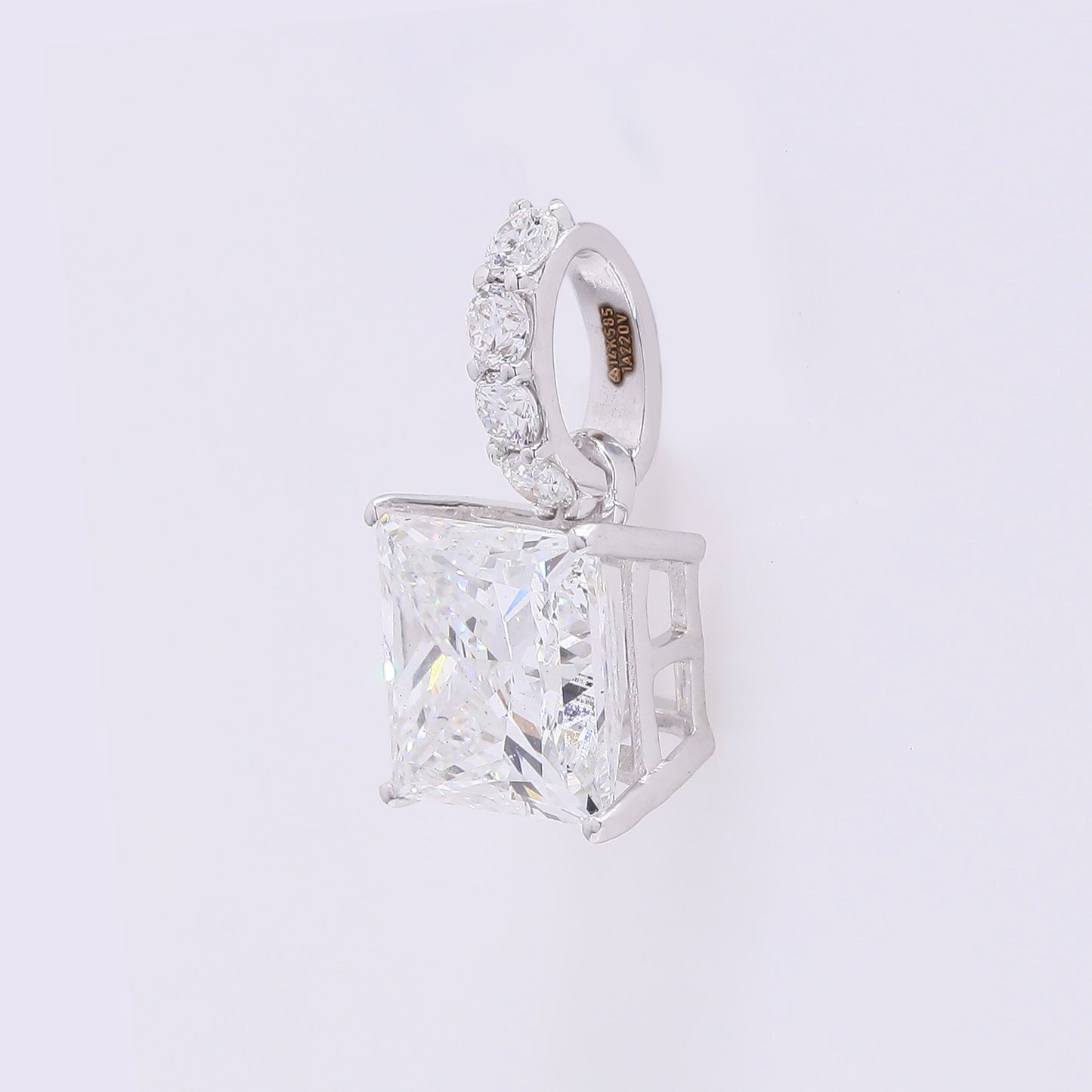 2.01 Carats Lab Grown Diamond 14K Gold Pendant