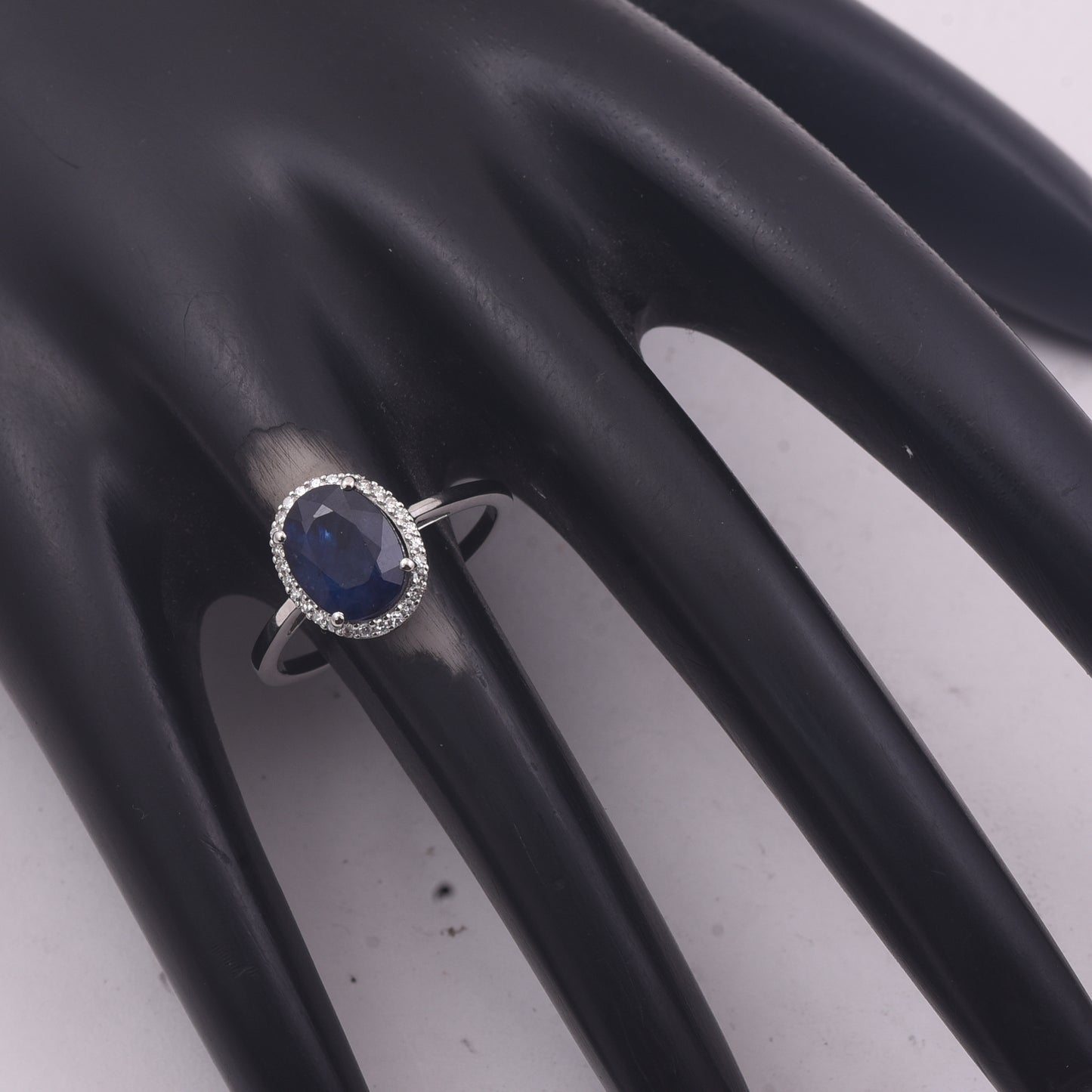 2.89 Ct Oval Mixed Cut Natural Sapphire 950 Platinum Ring