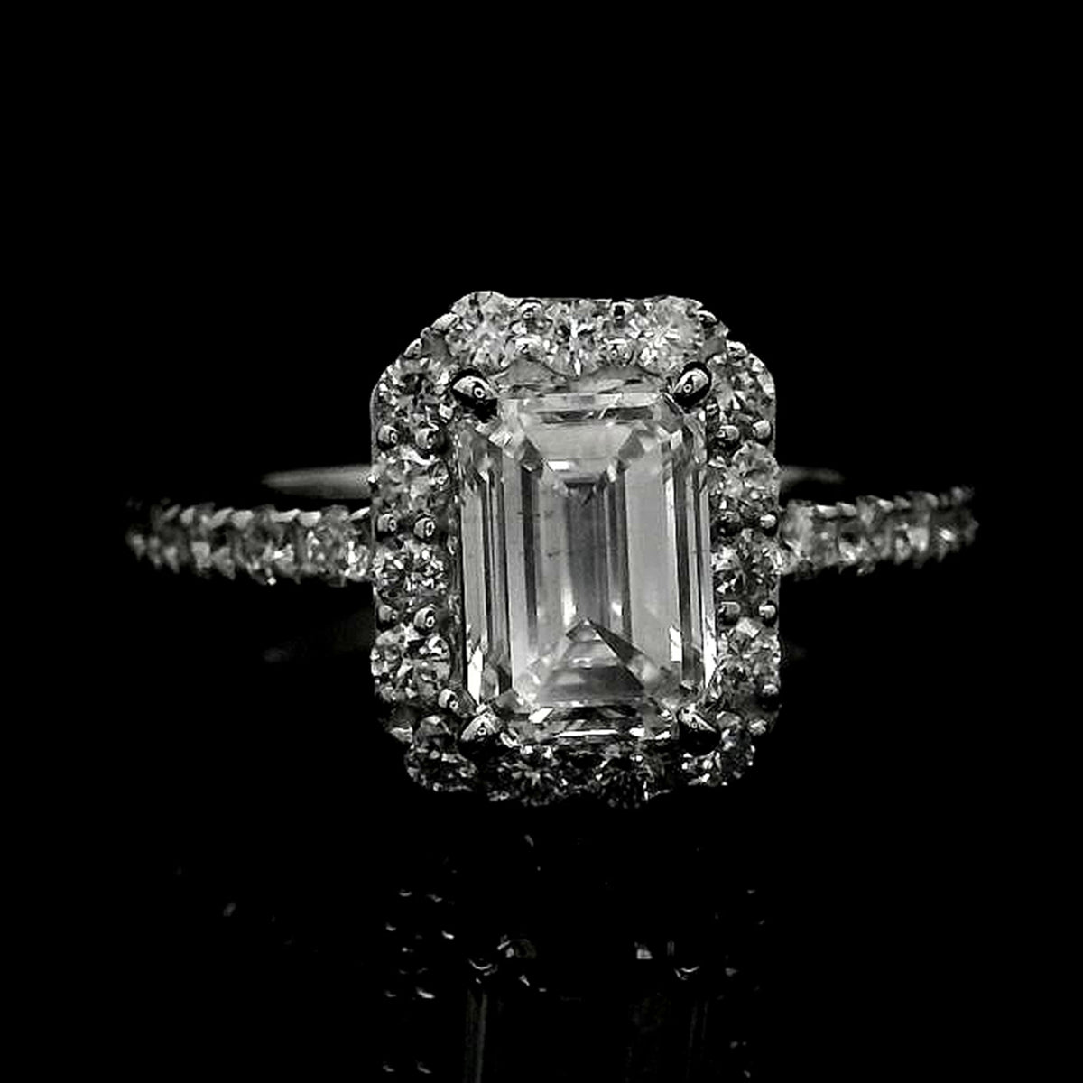 1.92 Carats Lab Grown Diamond 14K Gold Ring