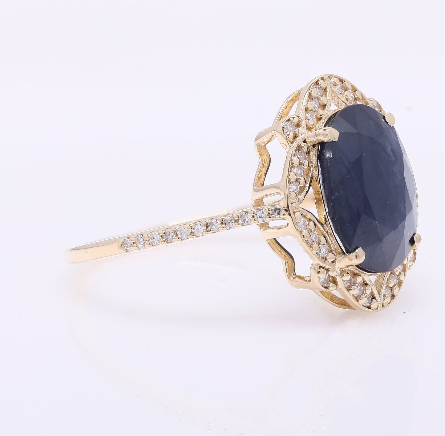 3.74 Ct Oval Mixed Cut Natural Sapphire 14K Gold Ring