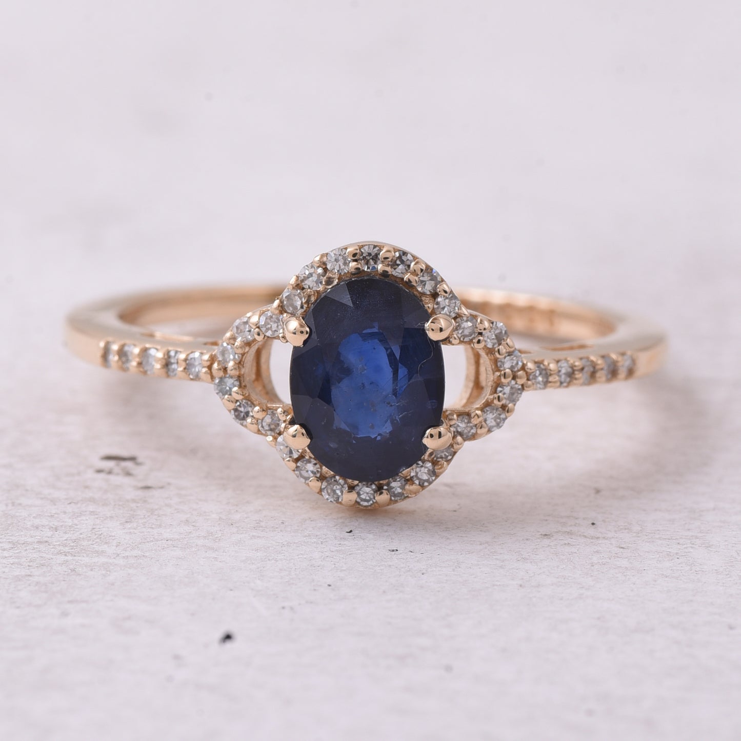 1.40 Ct Oval Mixed Cut Natural Sapphire 14K Gold Ring