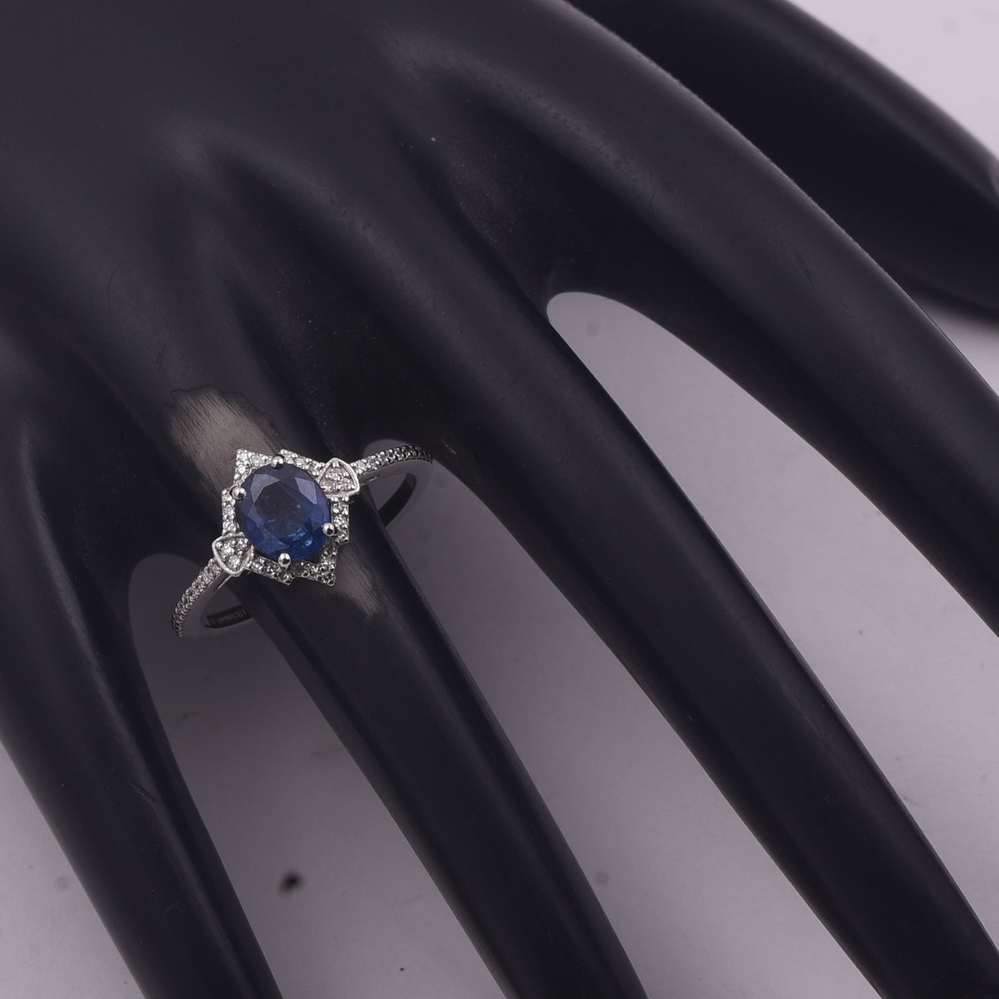 1.42 Ct Oval Mixed Cut Natural Sapphire 950 Platinum Ring