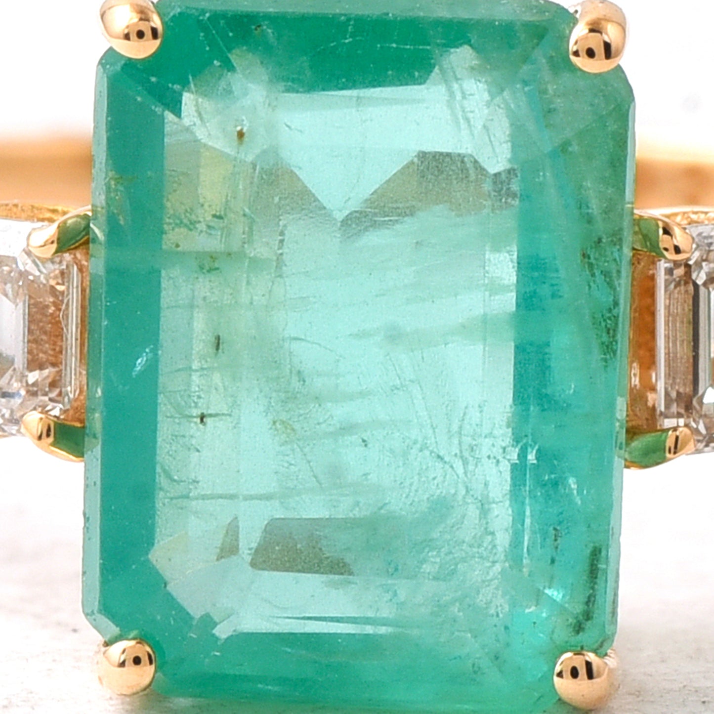 2.20 Ct Octagon Emerald 14K Gold Ring