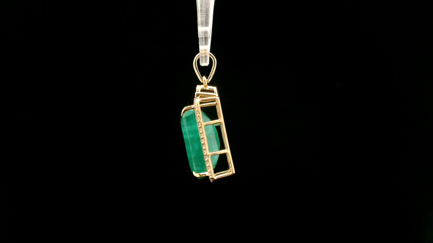 7.13 Ct Octagon Natural Emerald 14K Gold Pendant