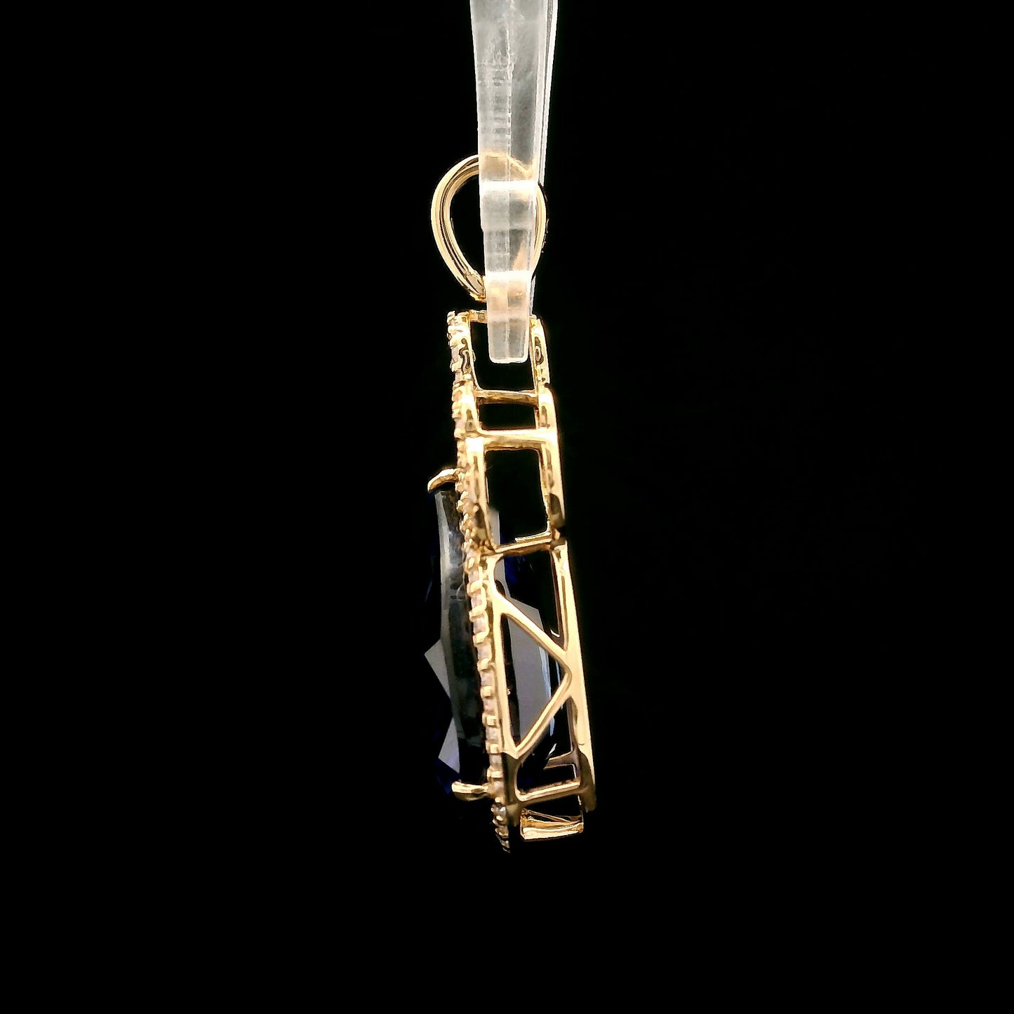 6.50 Ct Pear Mixed Cut Lab Grown Sapphire 14K Gold Pendant