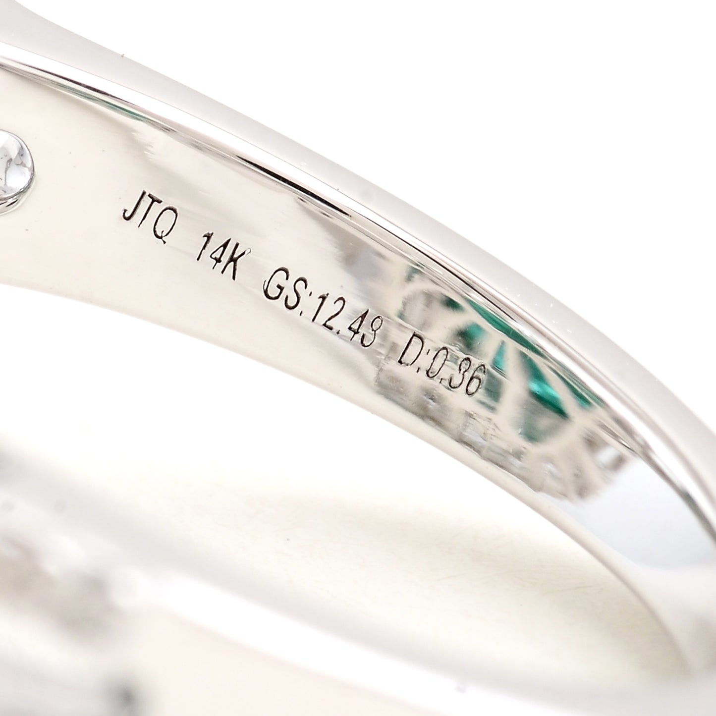 13.34 Carats Emerald 14K Gold Ring