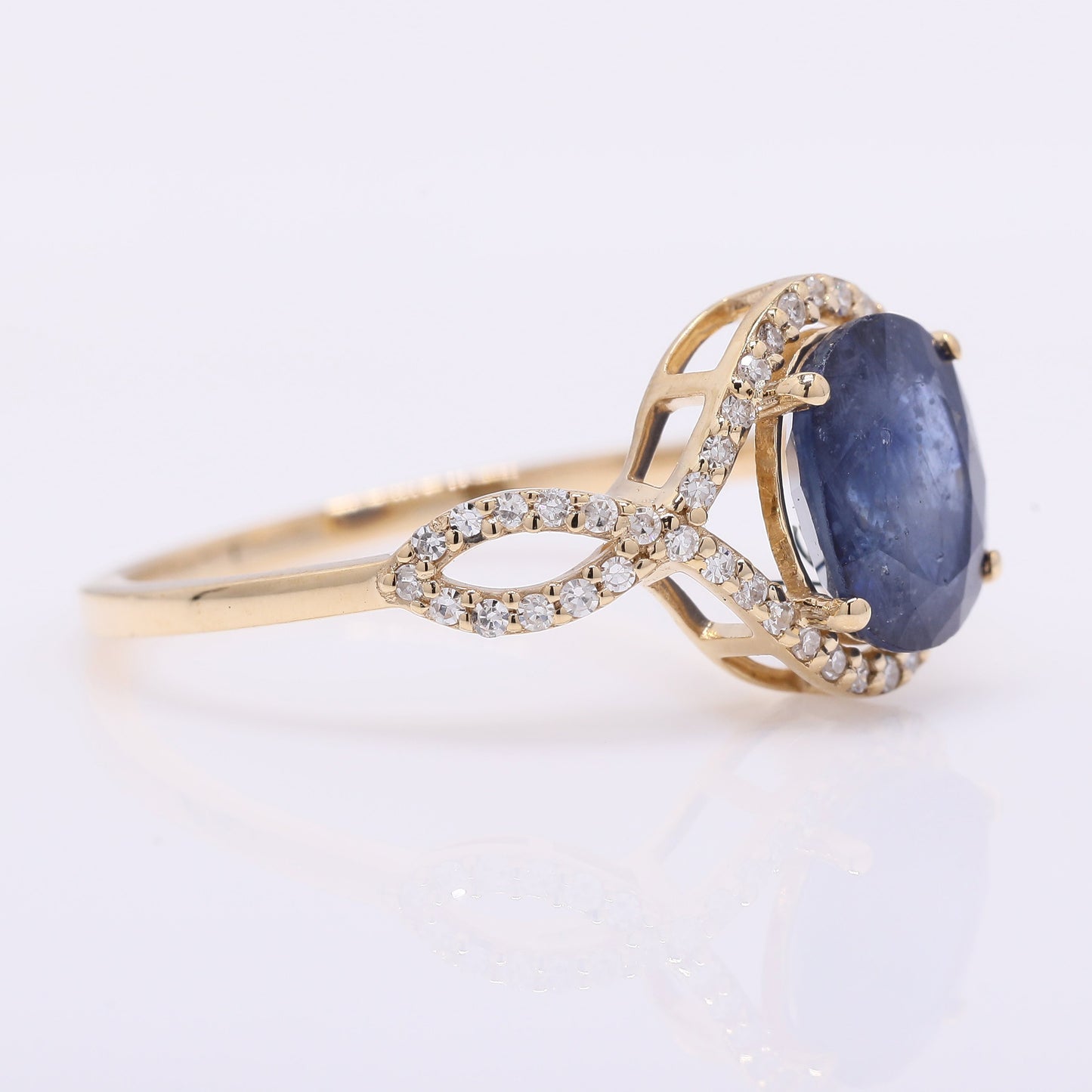 2.20 Ct Oval Mixed Cut Natural Sapphire 14K Gold Ring