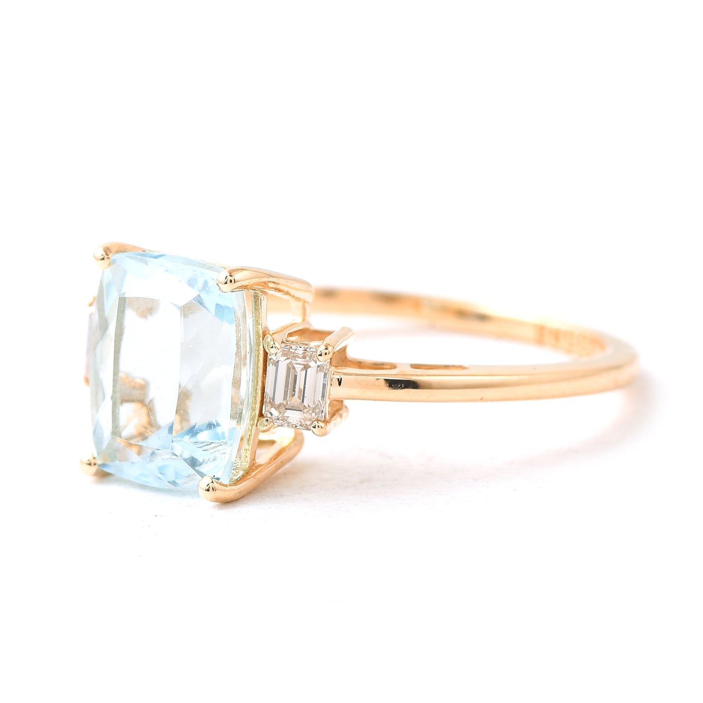 1.92 Ct Cushion Mixed Cut Natural Aquamarine 14K Gold Ring